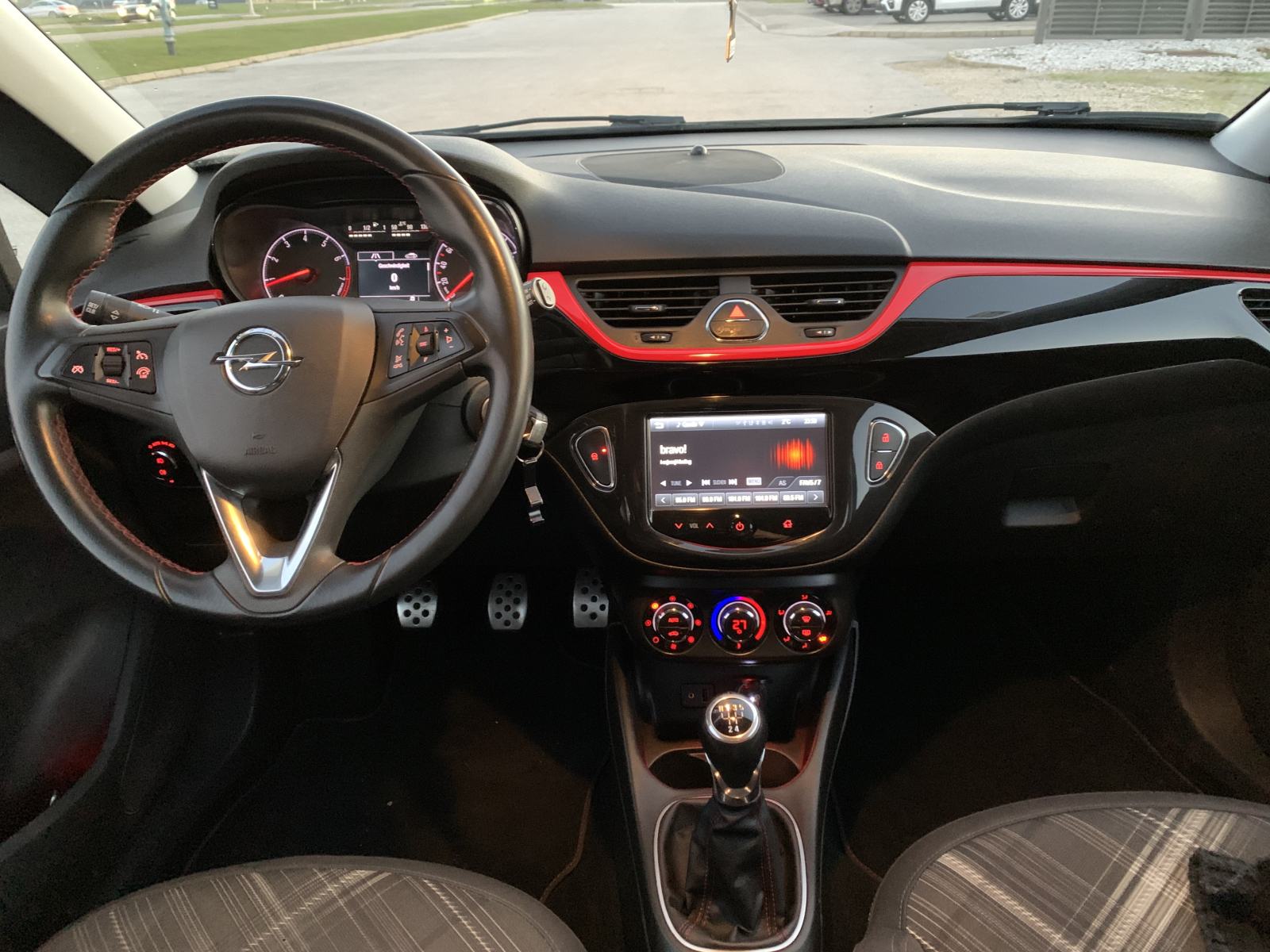 Opel Corsa 1,2, servisirana, bez ulaganja, fotografija 8