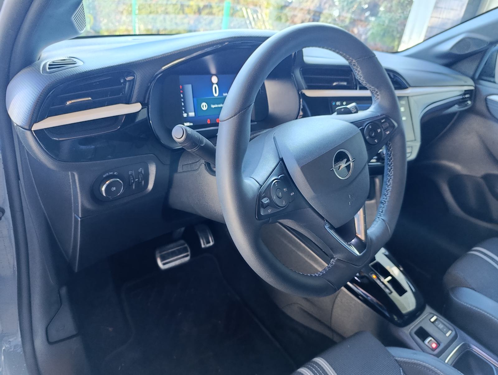 Opel Corsa 1,2 turbo , GS line , automatic, fotografija 13