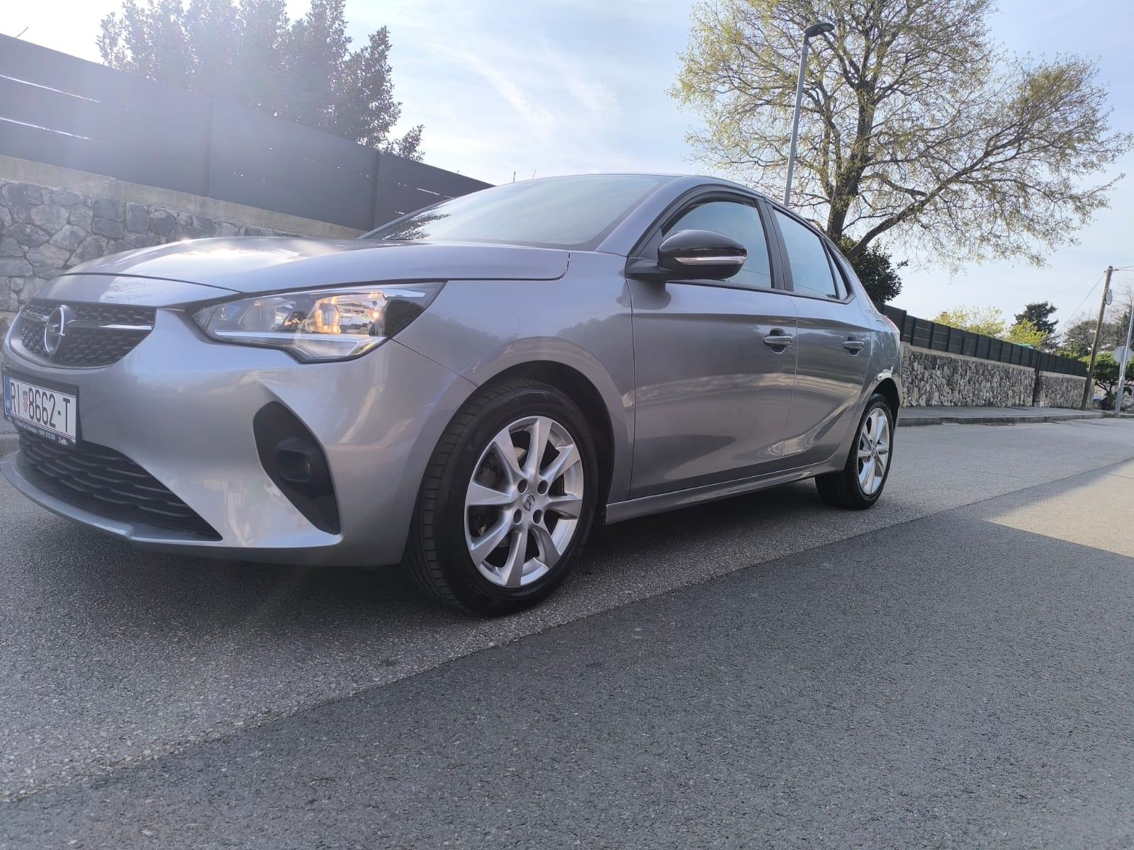 Opel Corsa 1,2, fotografija 2