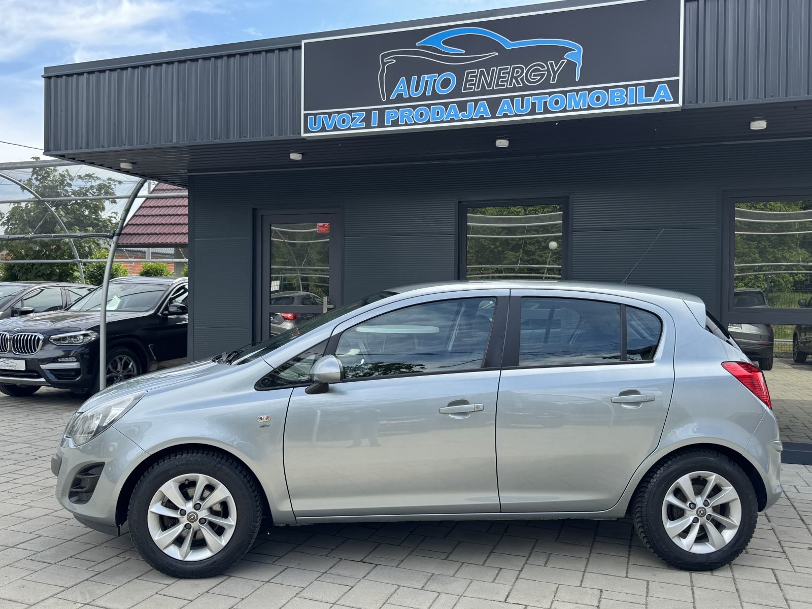Opel Corsa 1.2 Cosmo⭐ 5 vrata, Klima, Alu felge, Servis ⭐ Top stanje, fotografija 2