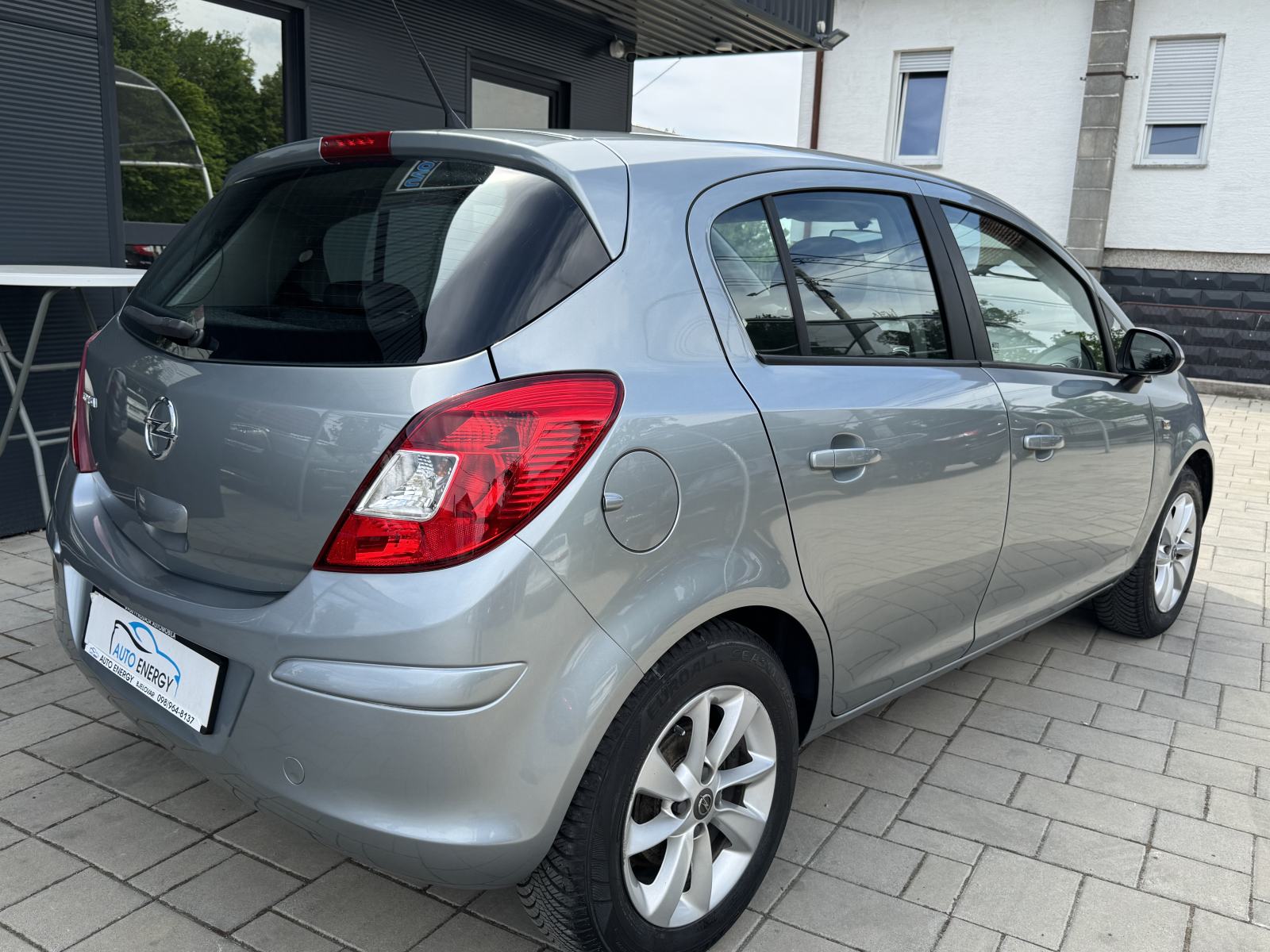 Opel Corsa 1.2 Cosmo⭐ 5 vrata, Klima, Alu felge, Servis ⭐ Top stanje, fotografija 7