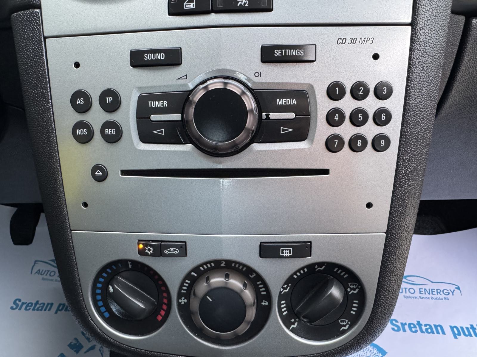 Opel Corsa 1.2 ⭐ 5 vrata, Klima, Alu felge, Servis ⭐, fotografija 12