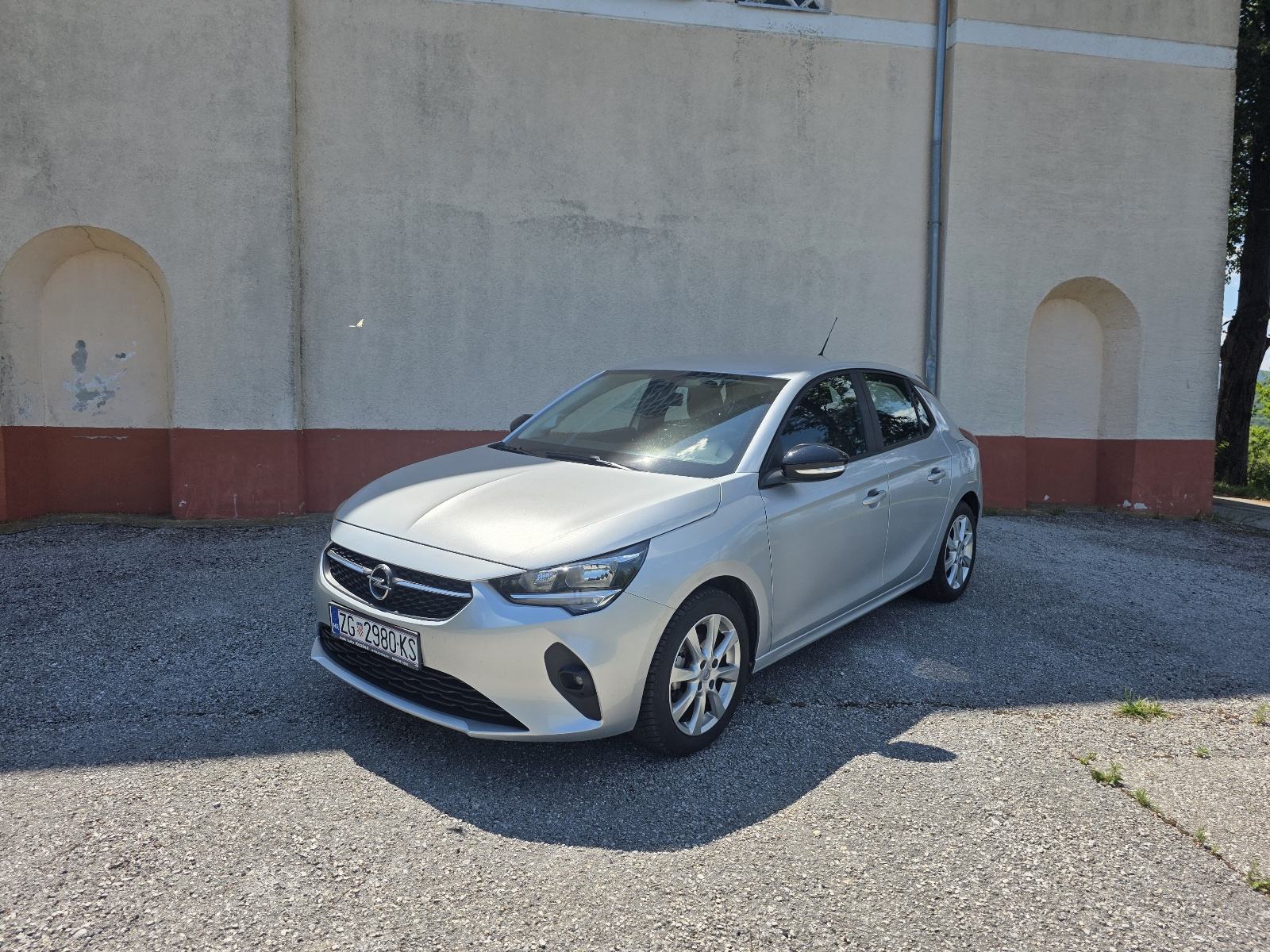 Opel Corsa 1,2, fotografija 1