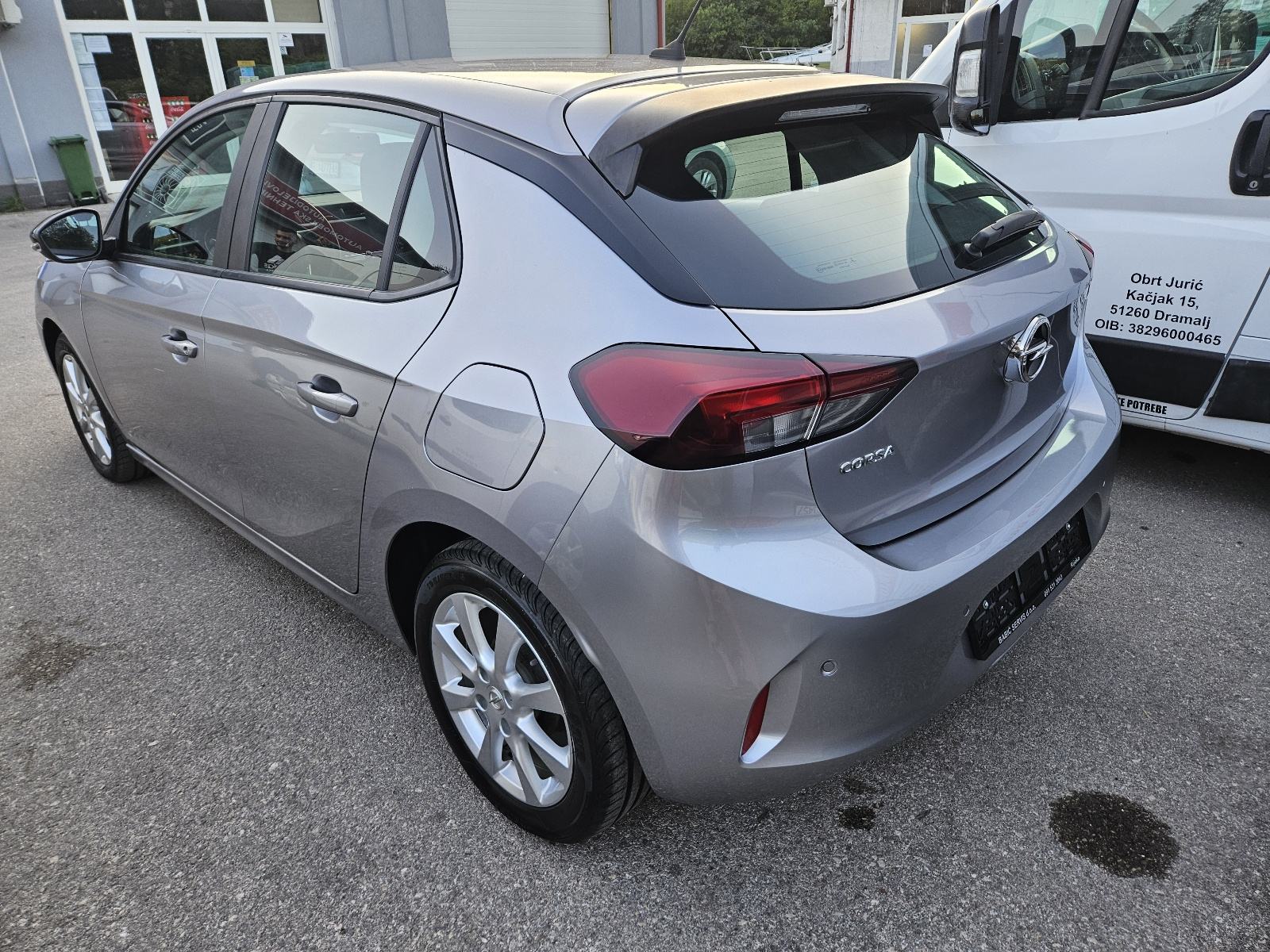 Opel Corsa 1,2, fotografija 3