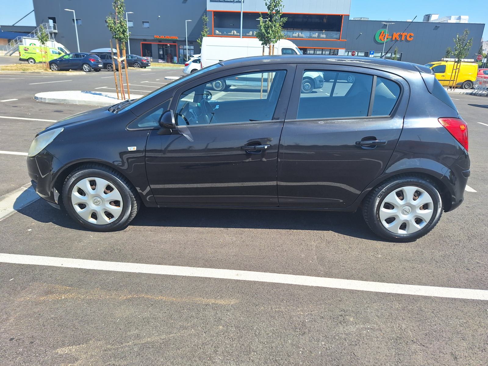 Opel Corsa 1,2 I, fotografija 3