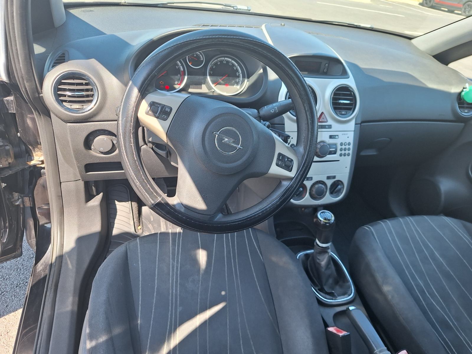 Opel Corsa 1,2 I, fotografija 5