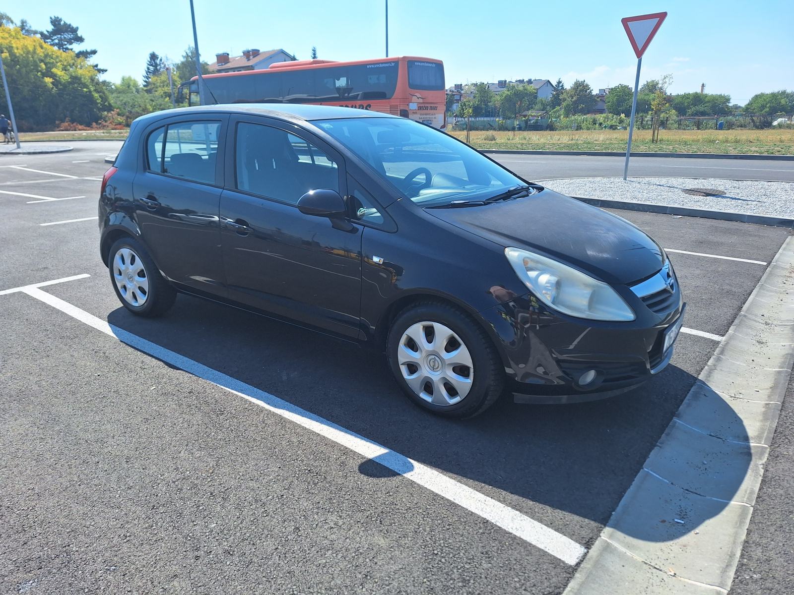 Opel Corsa 1,2 I, fotografija 7
