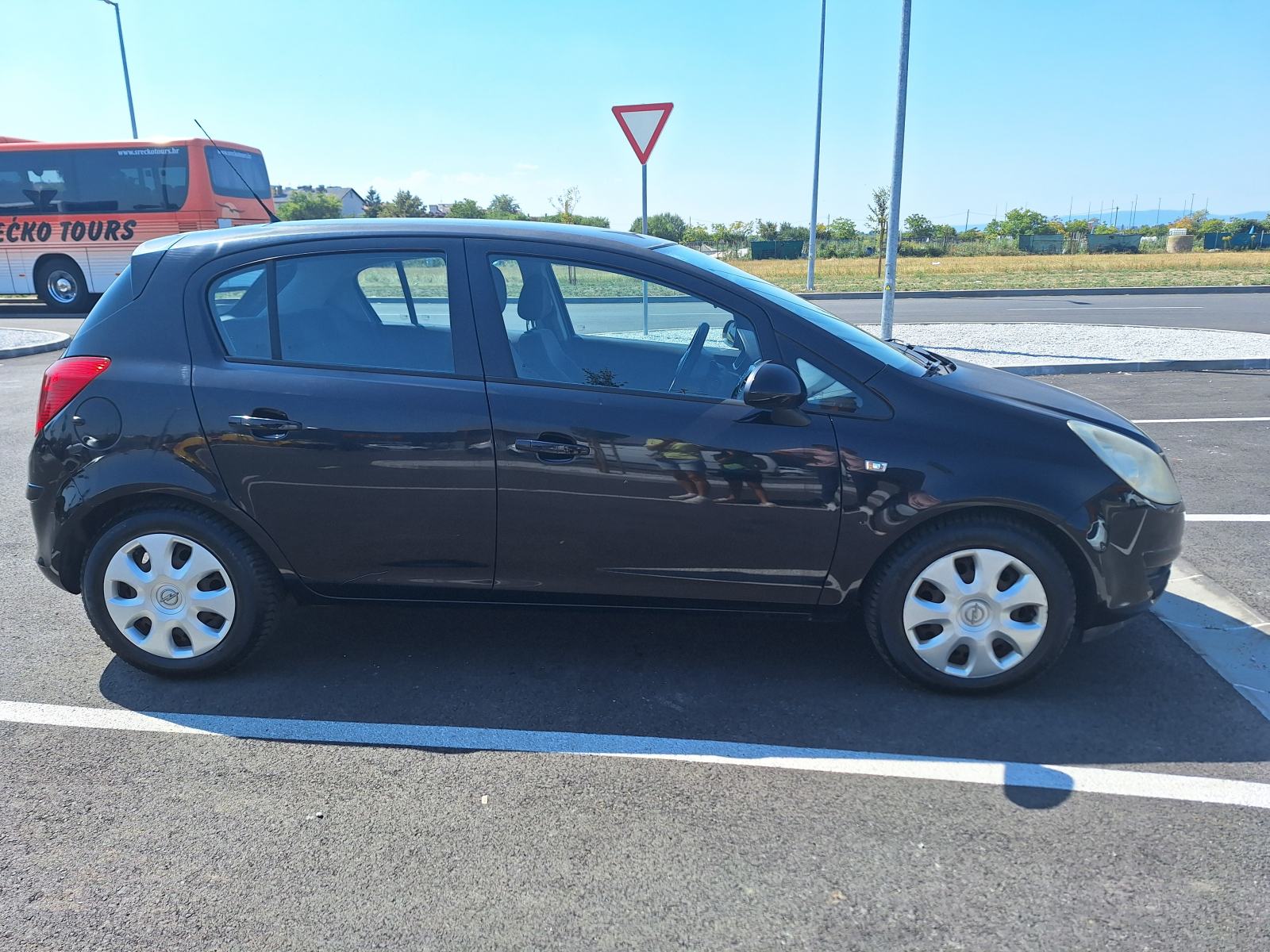 Opel Corsa 1,2 I, fotografija 11