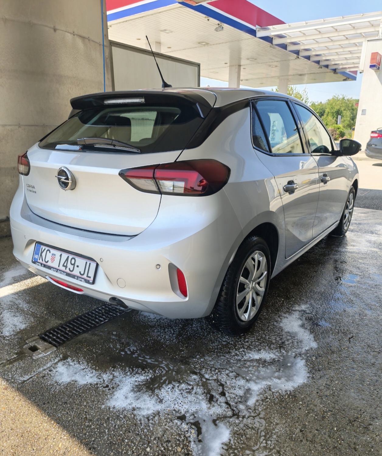 Opel Corsa 1,2, fotografija 2