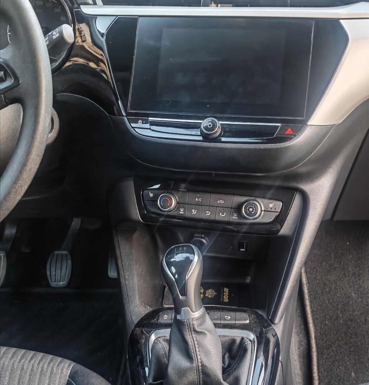 Opel Corsa 1,2, fotografija 8