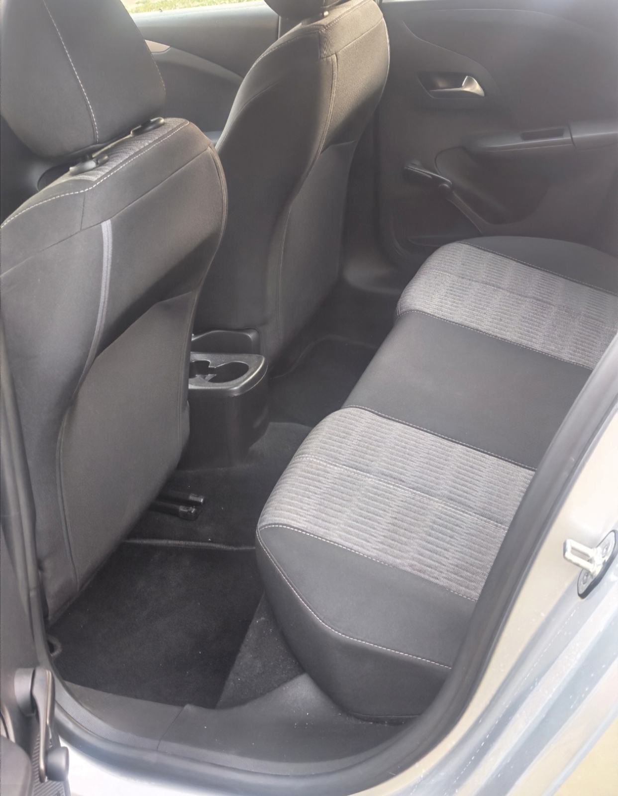Opel Corsa 1,2, fotografija 9