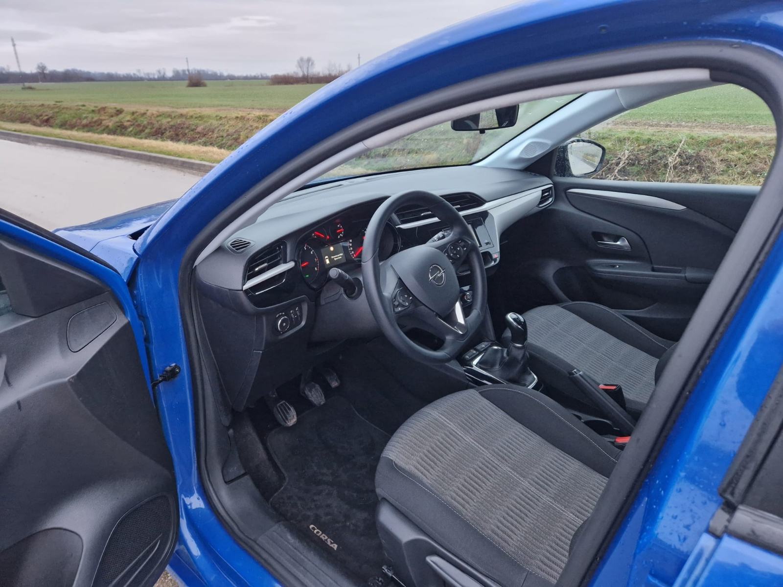 Opel Corsa 1,2, fotografija 7