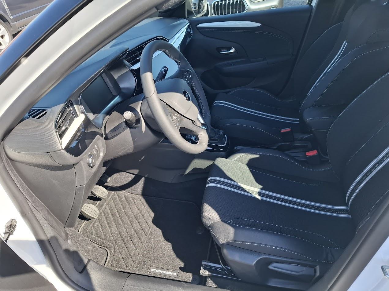 Opel Corsa 1,2 TURBO 100KM, fotografija 4