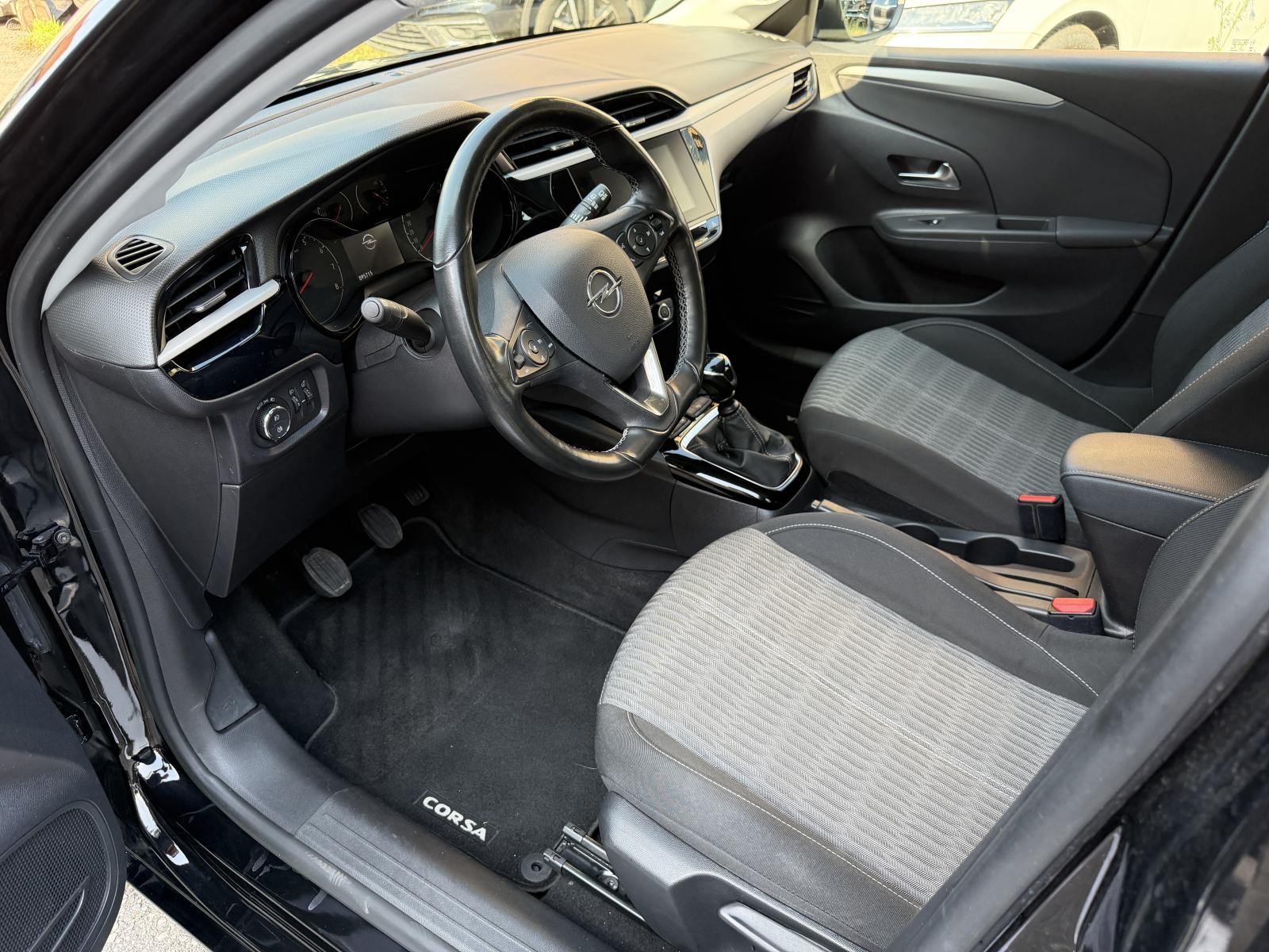 Opel Corsa 1,2 TURBO EDITION KAMERA LED NIJE UVOZ, fotografija 11
