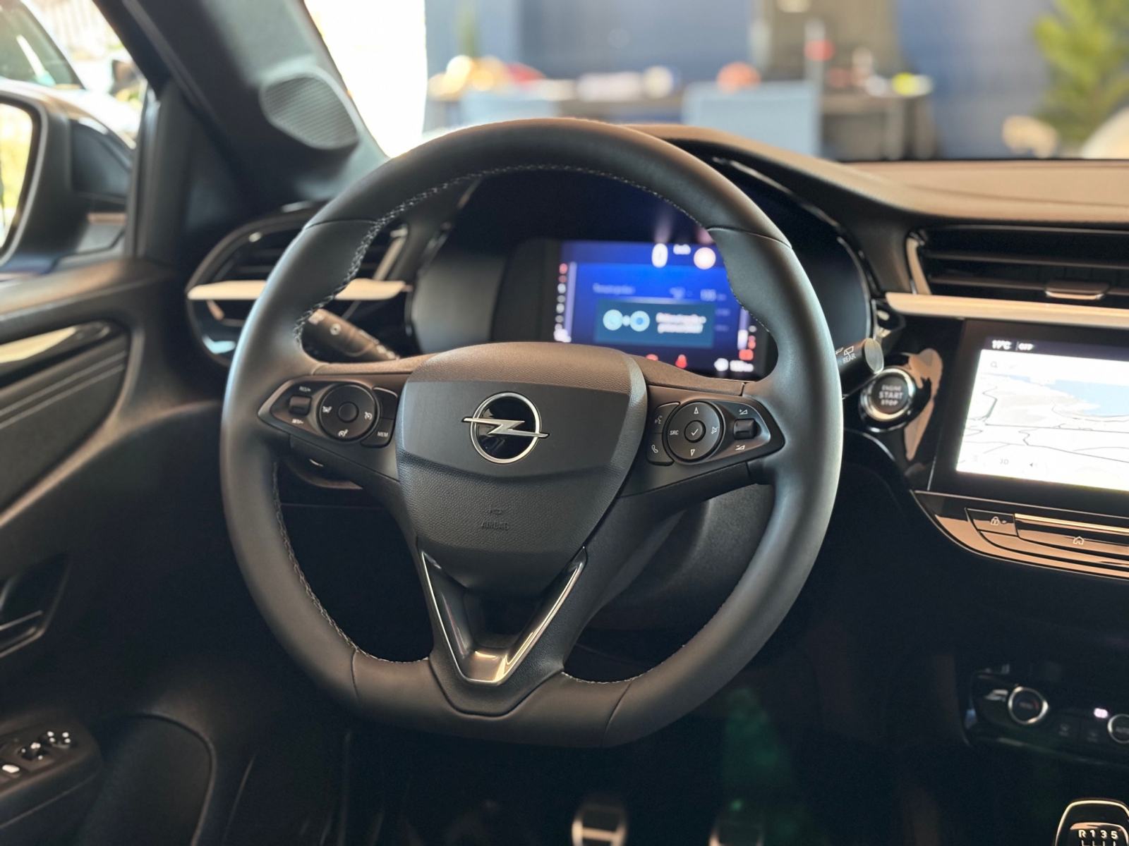 Opel Corsa 1.2 Turbo GS Line - LED, navi, kamera, alu 16", fotografija 12