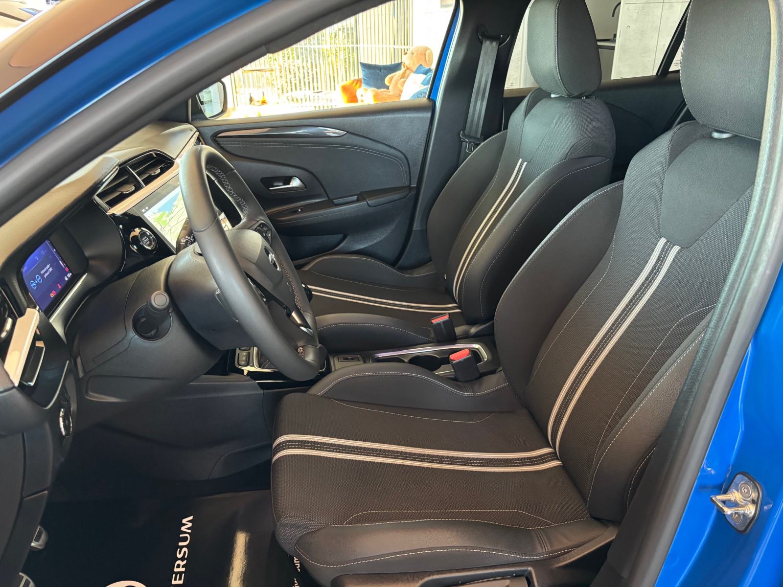 Opel Corsa 1.2 Turbo GS Line - LED, navi, kamera, alu 16", fotografija 11