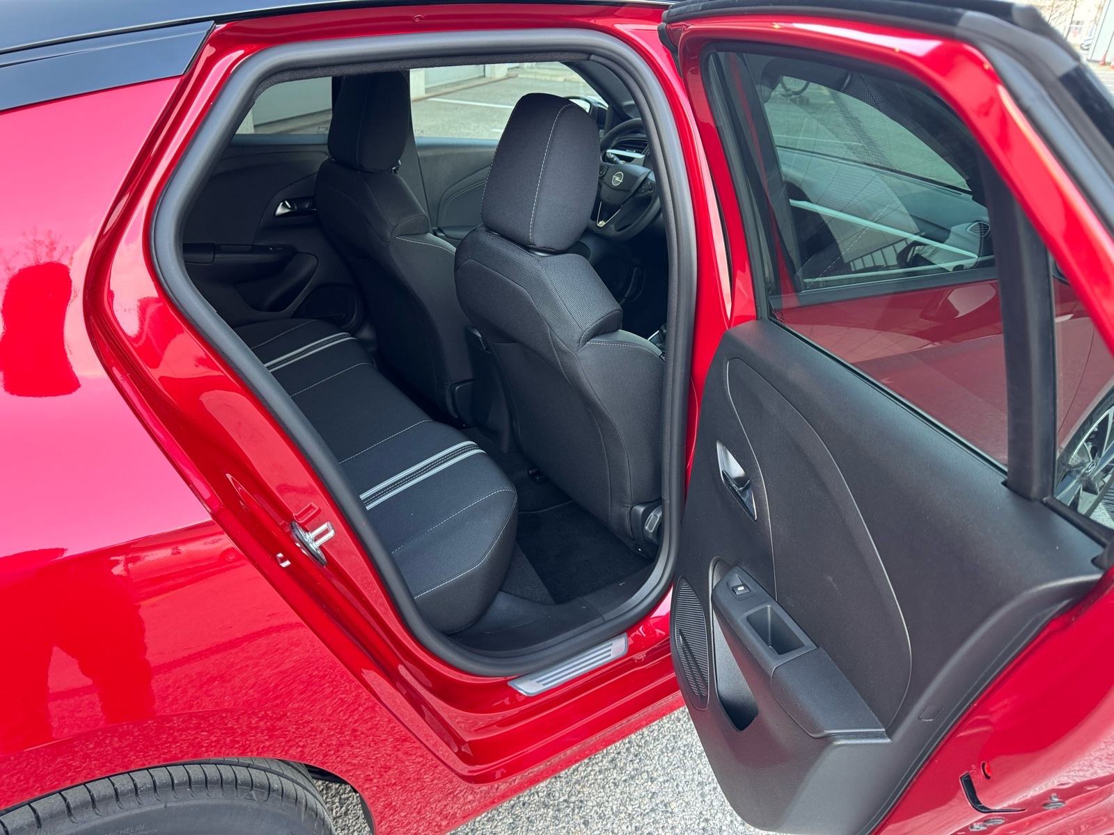 Opel Corsa 1,2 Turbo GS Line+ **NIJE UVOZ,2xKLJUČA,ORIGINA KM,74 KW**, fotografija 13
