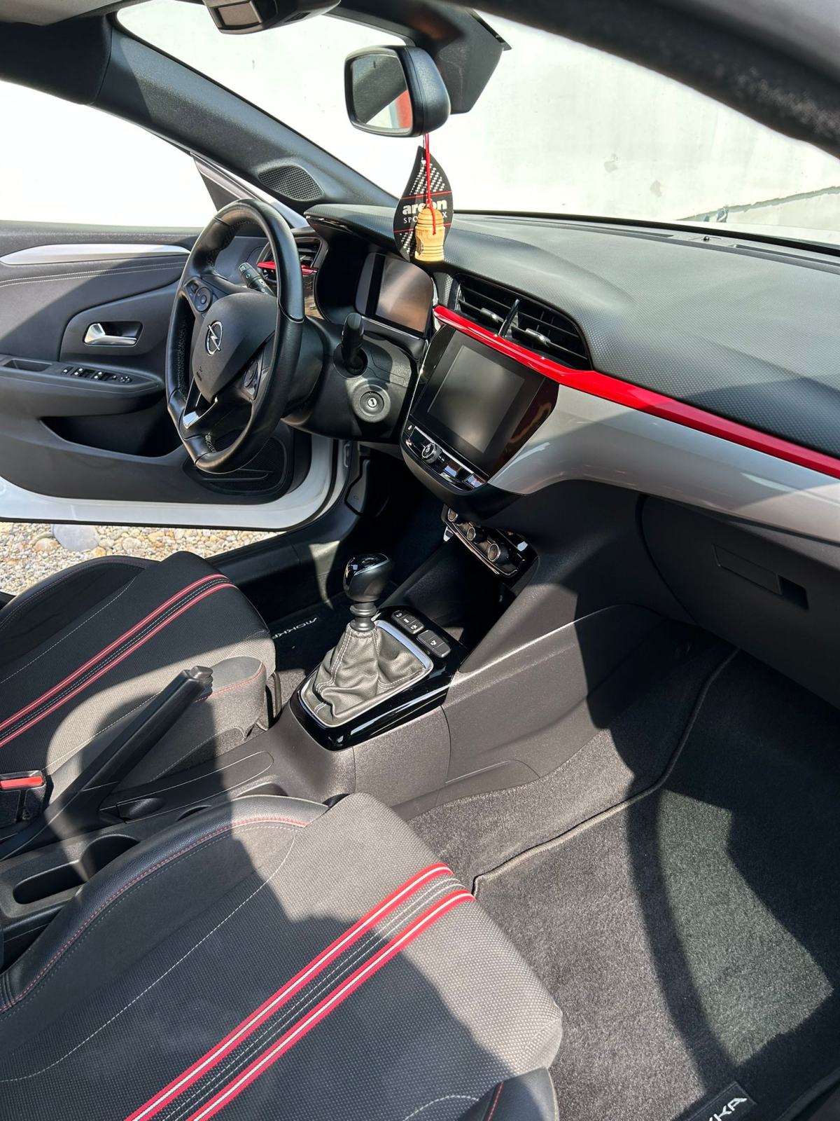 Opel Corsa 1,2 Turbo Gs line, fotografija 9