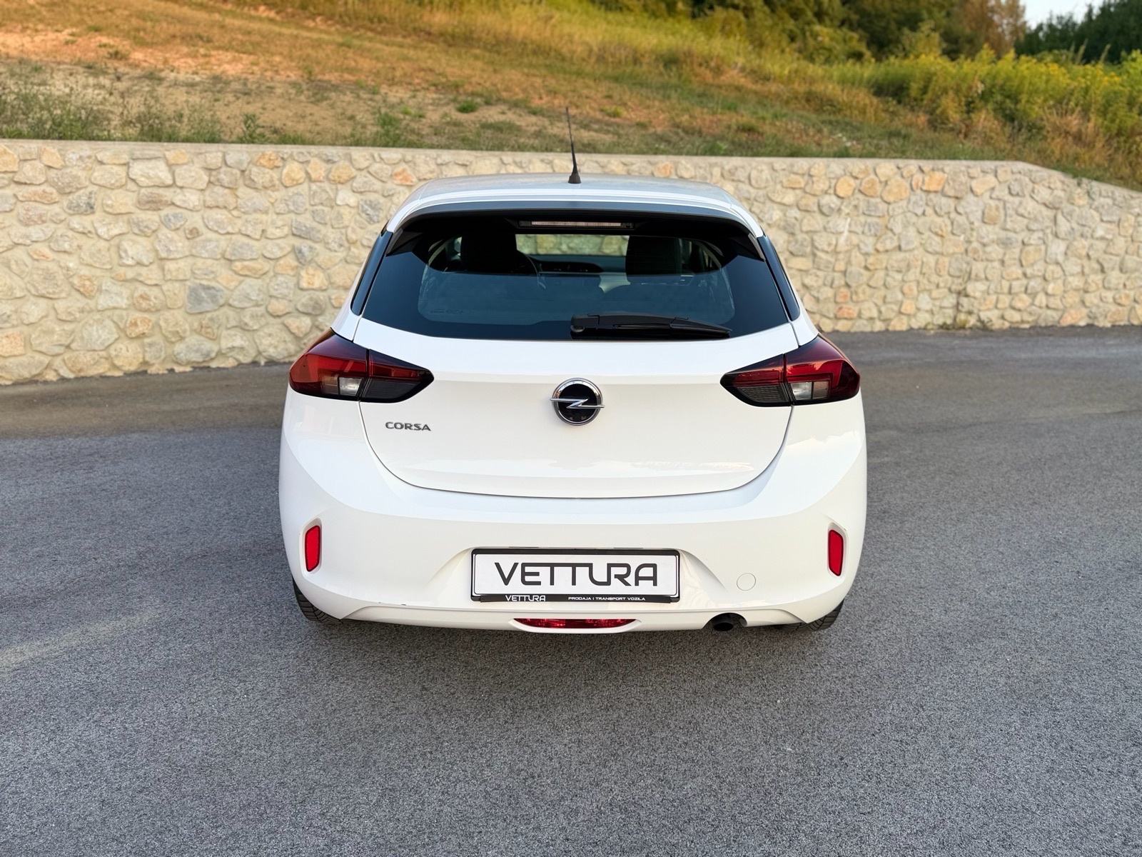 Opel Corsa 1,2 • Veliki servis • Tempomat • Klima, fotografija 4