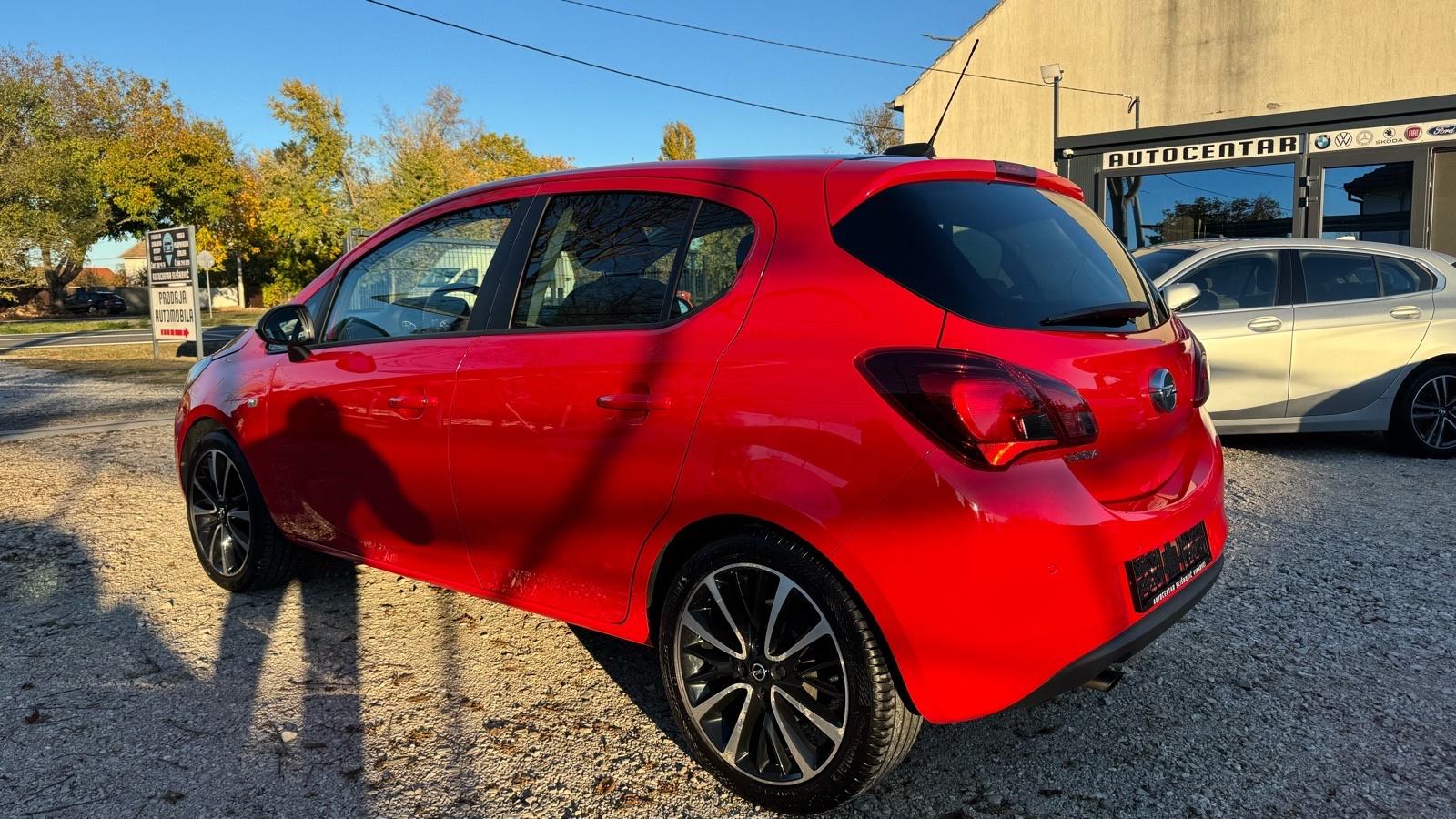 Opel Corsa 1,2i Color Edition/Navi/Alu17/Klima/Leasing/12 mj jamstvo, fotografija 4