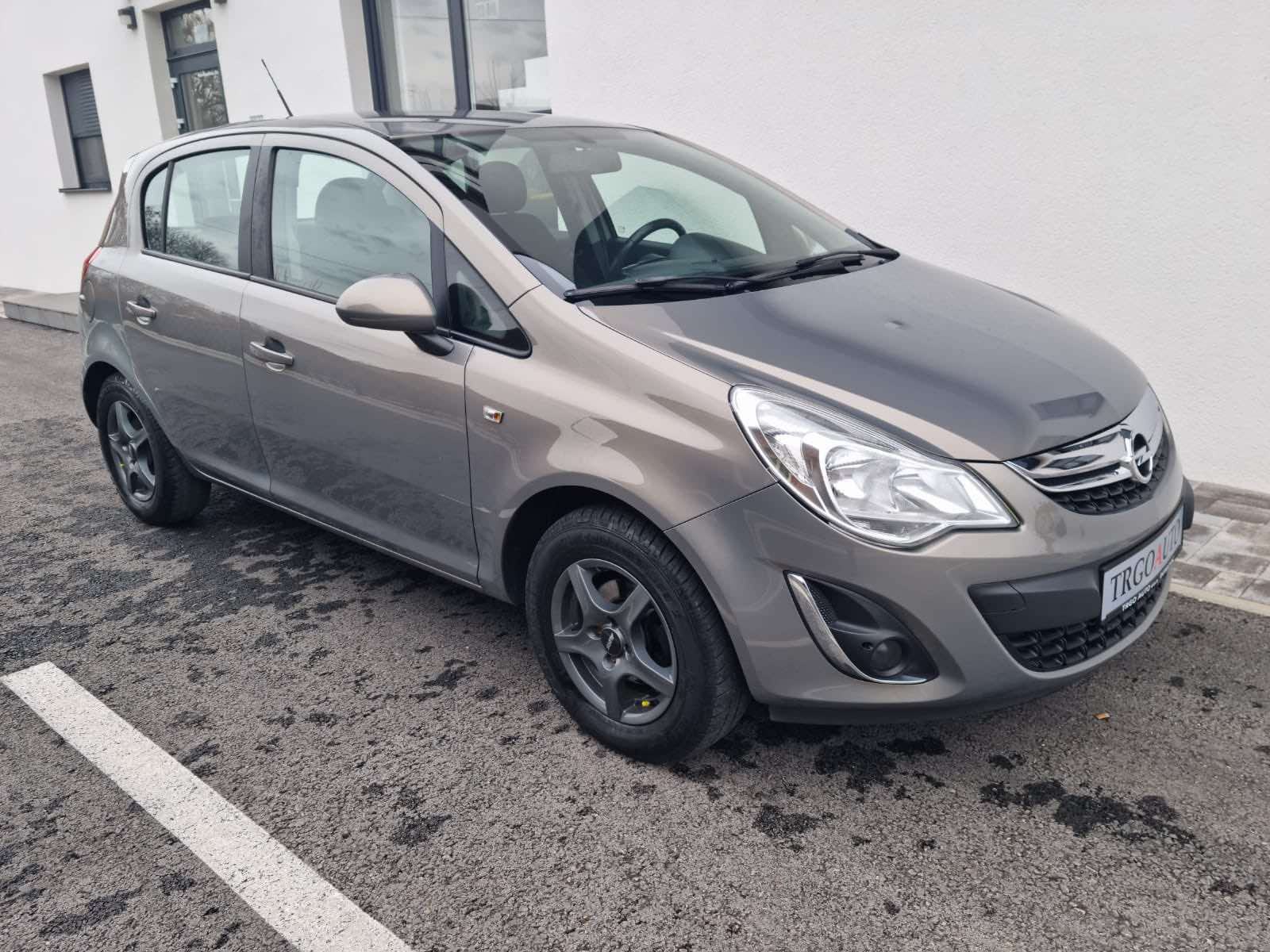 Opel Corsa 1.3 CDTI 2013.g.* 12 MJ JAMSTVO - SERVISNA KNJIGA*, fotografija 3