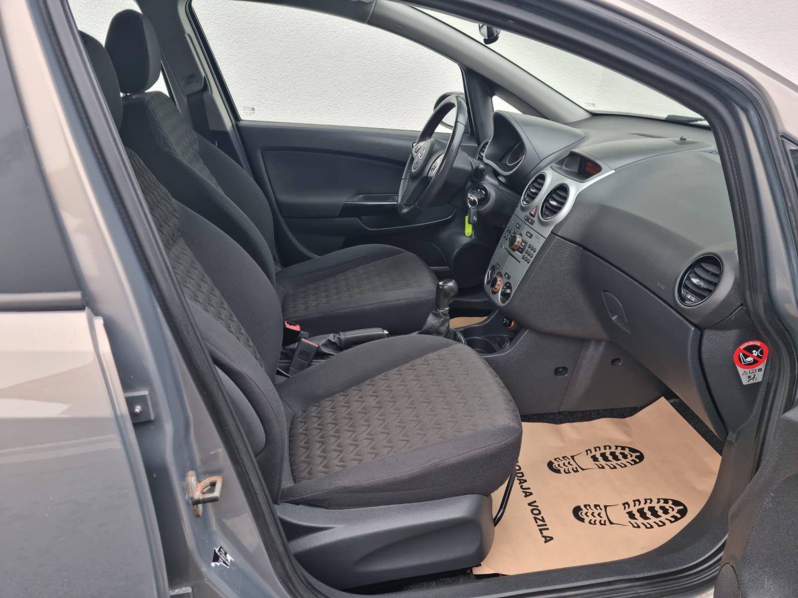 Opel Corsa 1.3 CDTI 2013.g.* 12 MJ JAMSTVO - SERVISNA KNJIGA*, fotografija 13