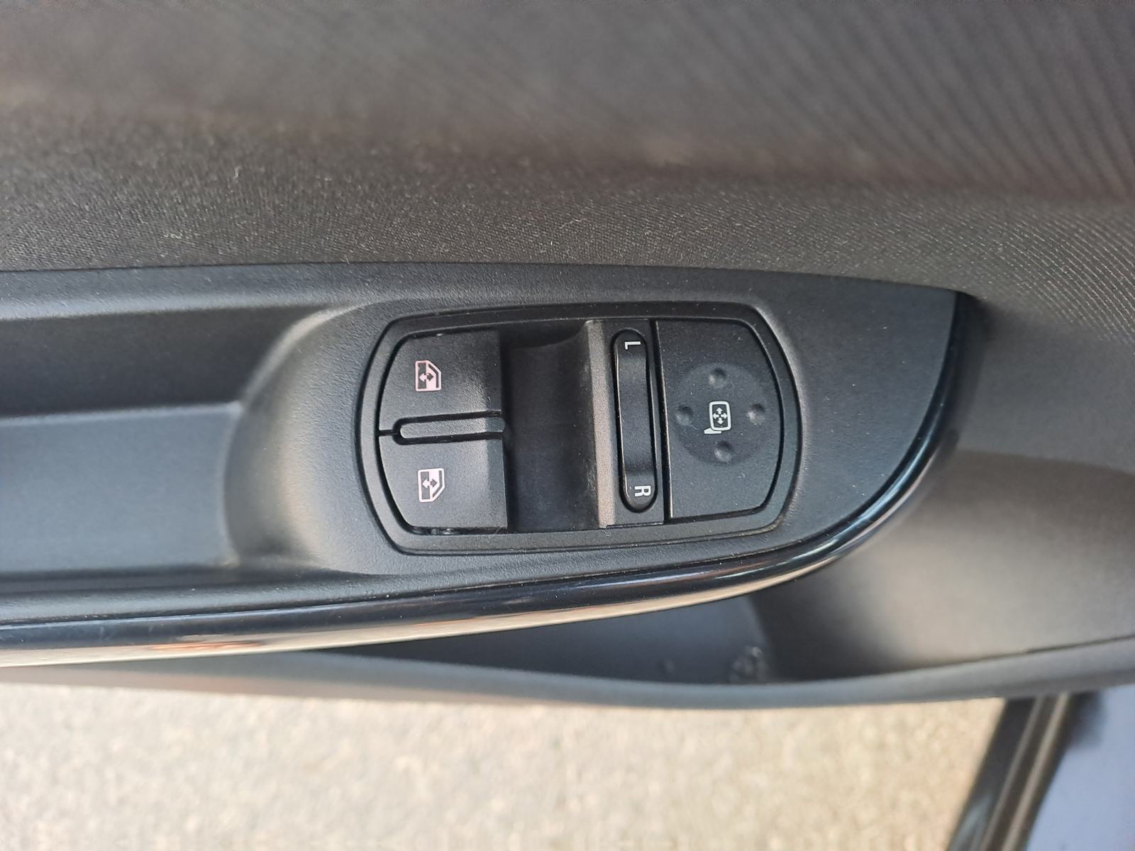 Opel Corsa 1,3 CDTI-2018god,md-CLIMATRONIC-169tkm,alu,tempomat,KARTICE, fotografija 15