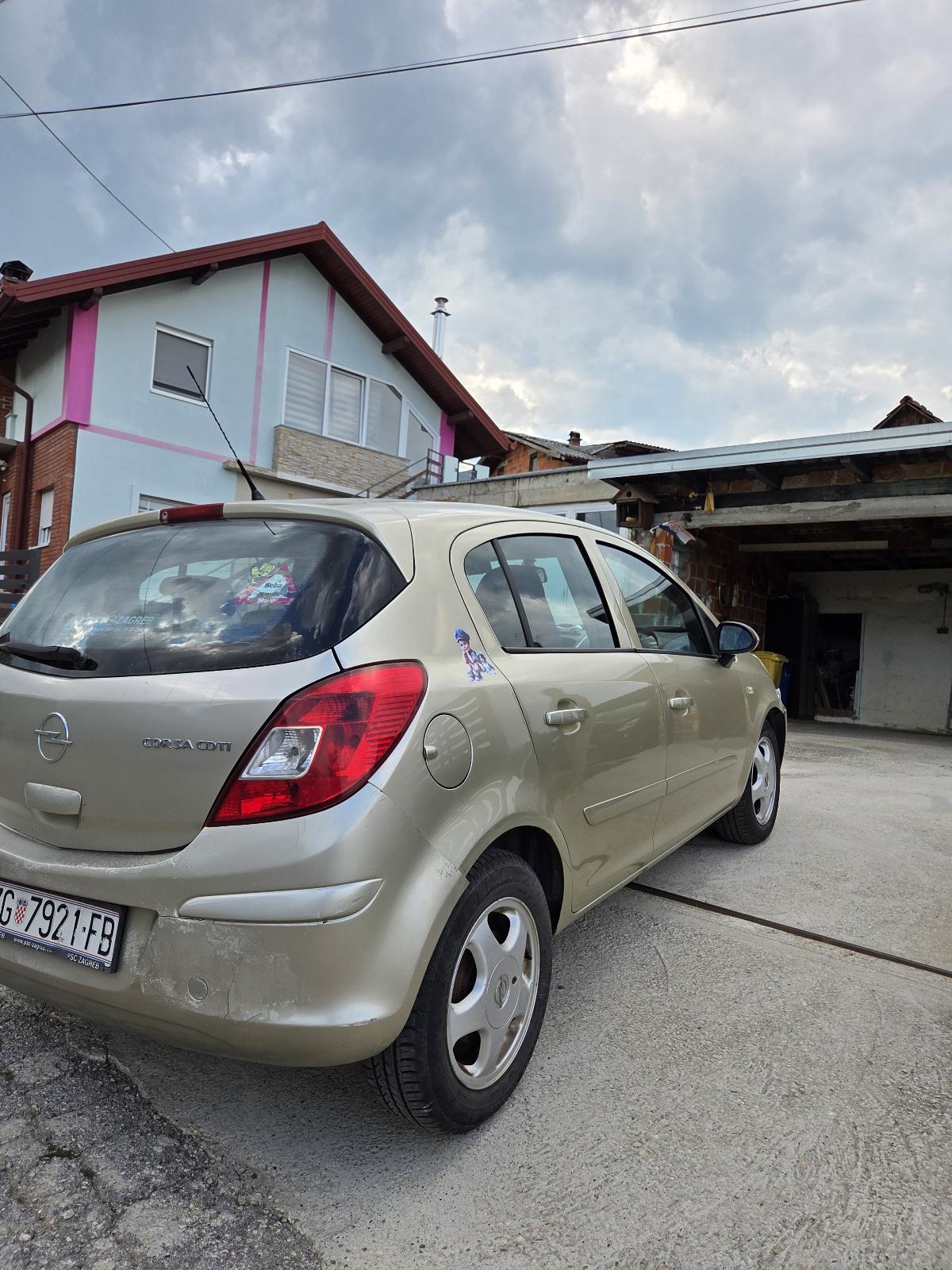 Opel Corsa 1,3 CDTI 2007. – KARAMBOLIRANA - 153.000 KM, fotografija 4