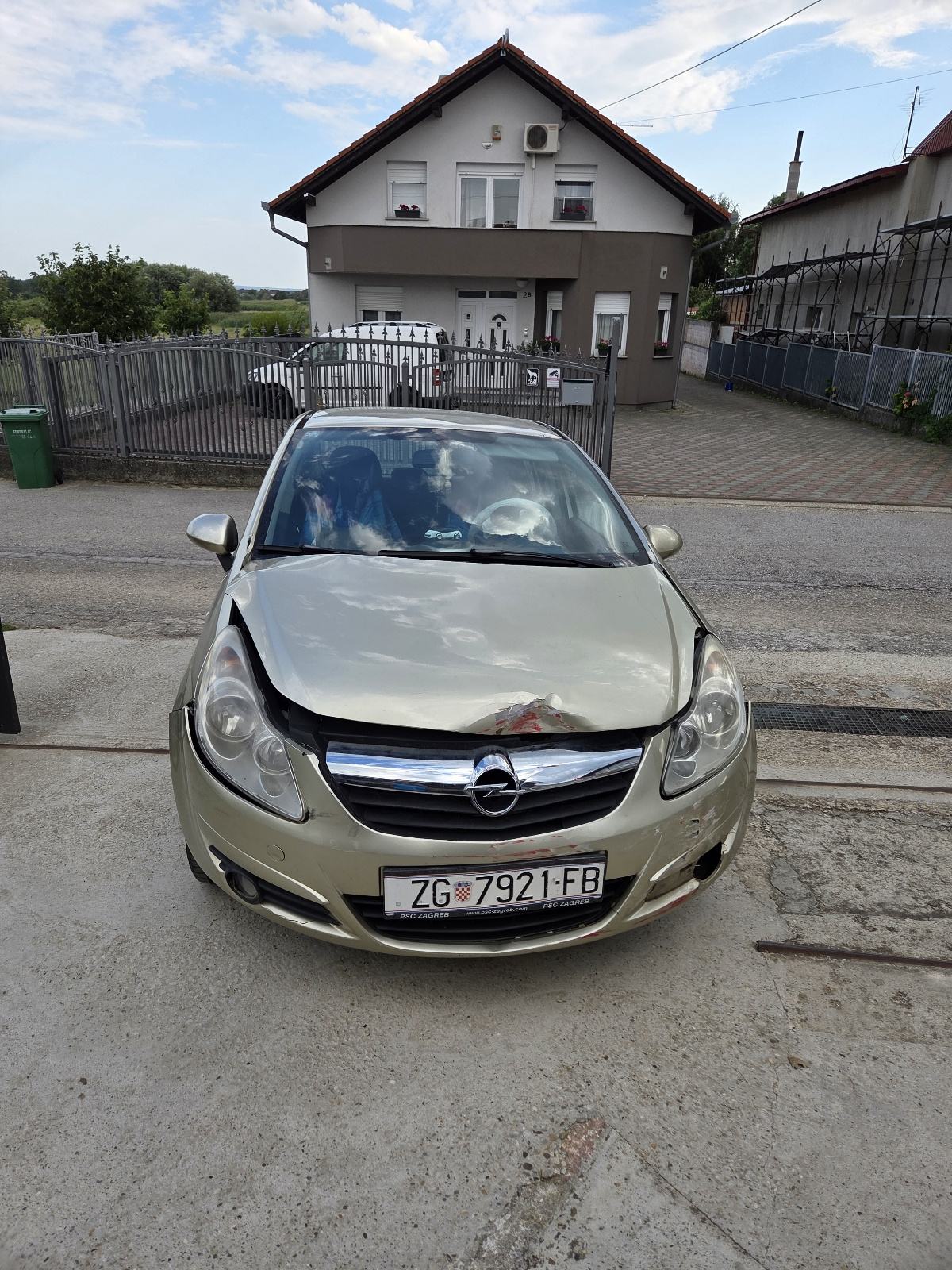 Opel Corsa 1,3 CDTI 2007. – KARAMBOLIRANA - 153.000 KM, fotografija 7