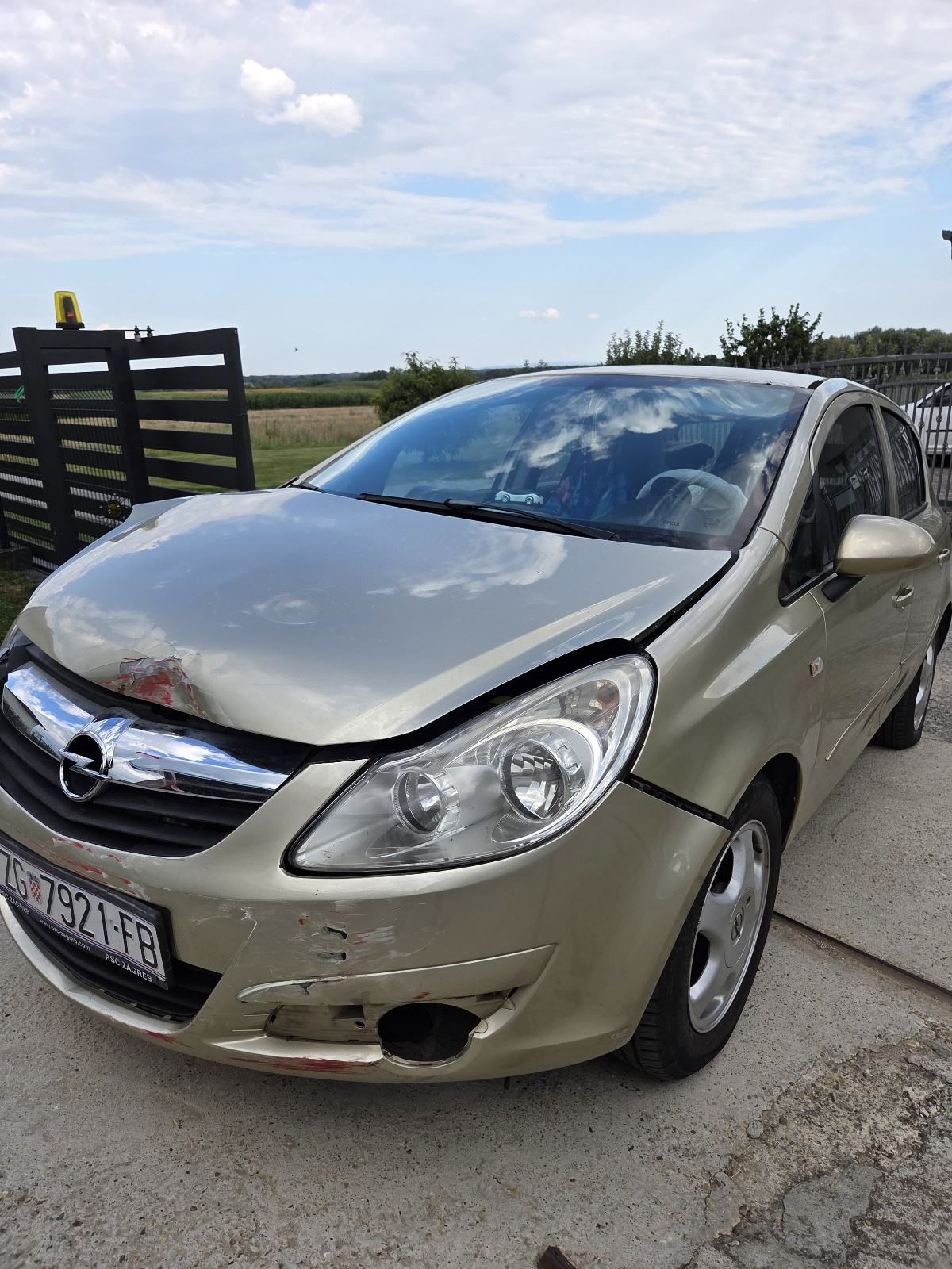 Opel Corsa 1,3 CDTI 2007. – KARAMBOLIRANA - 153.000 KM, fotografija 14