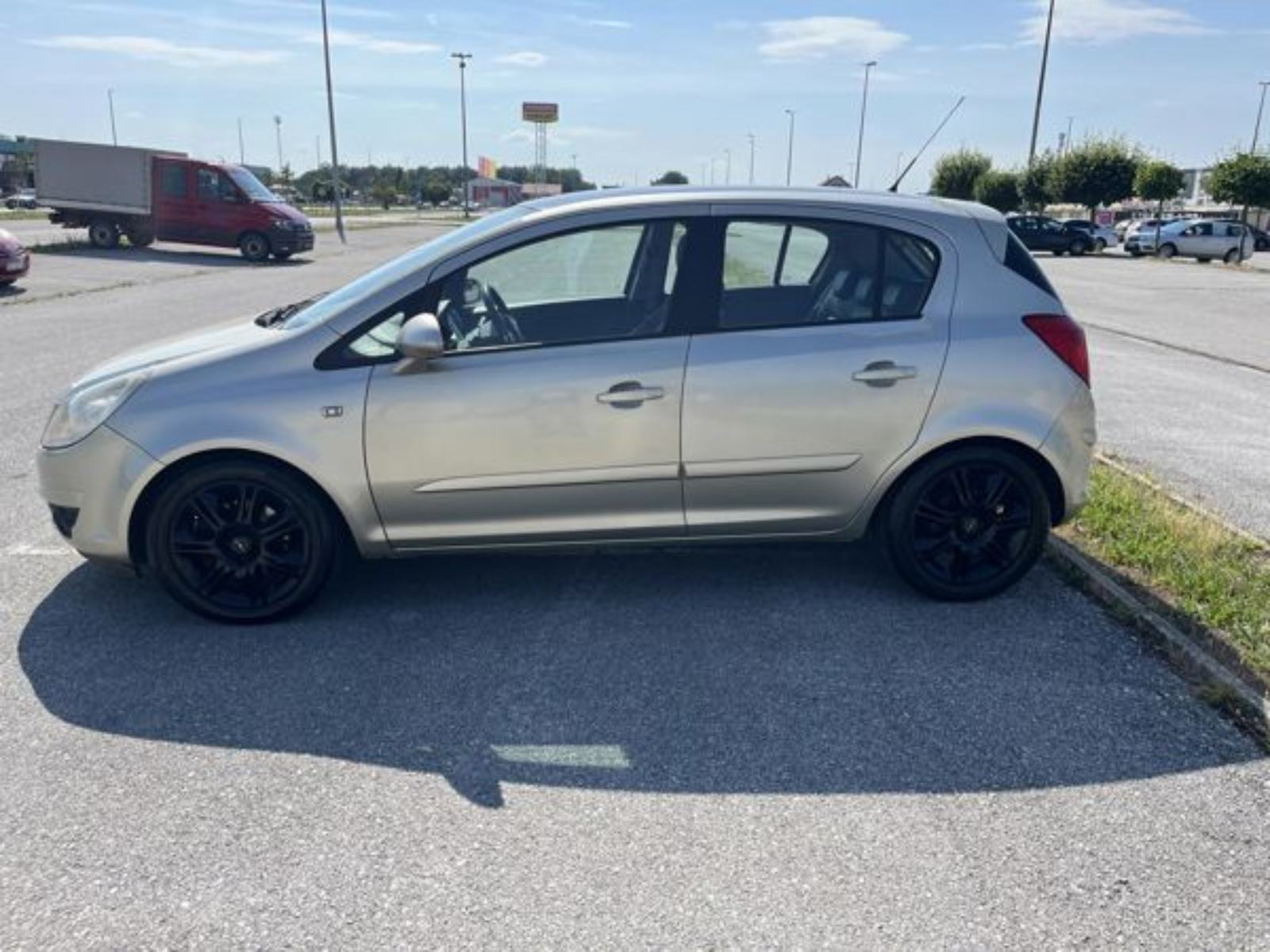 Opel Corsa 1,3 CDTI COSMO, fotografija 3
