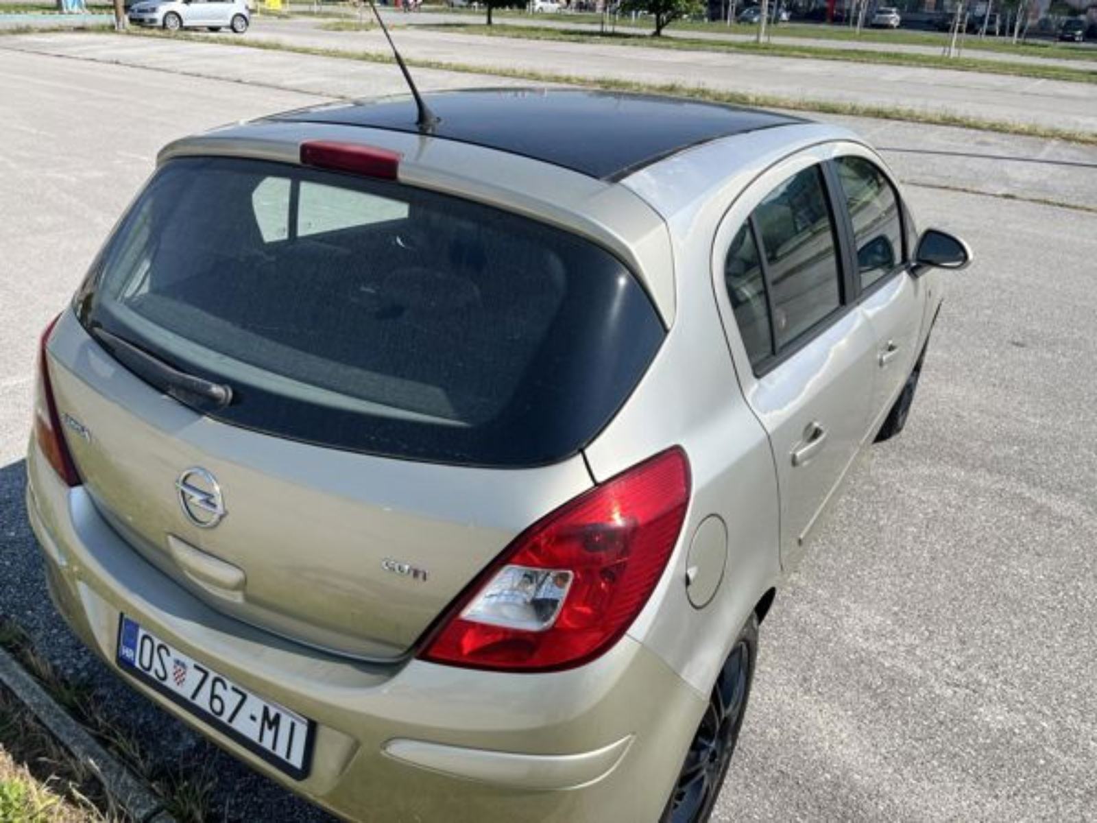 Opel Corsa 1,3 CDTI COSMO, fotografija 6