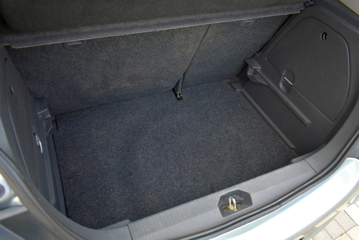 Opel Corsa 1,3 CDTI *DE* SERVISNA,NAVI,GRIJANJE SJEDALA,REG.DO 03/2027, fotografija 9
