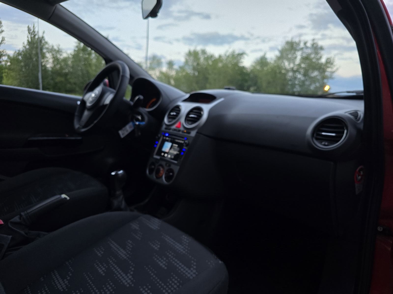 Opel Corsa 1,3 CDTI / Klima / Nap.Servis / 5 vrata / Multimedija /, fotografija 16
