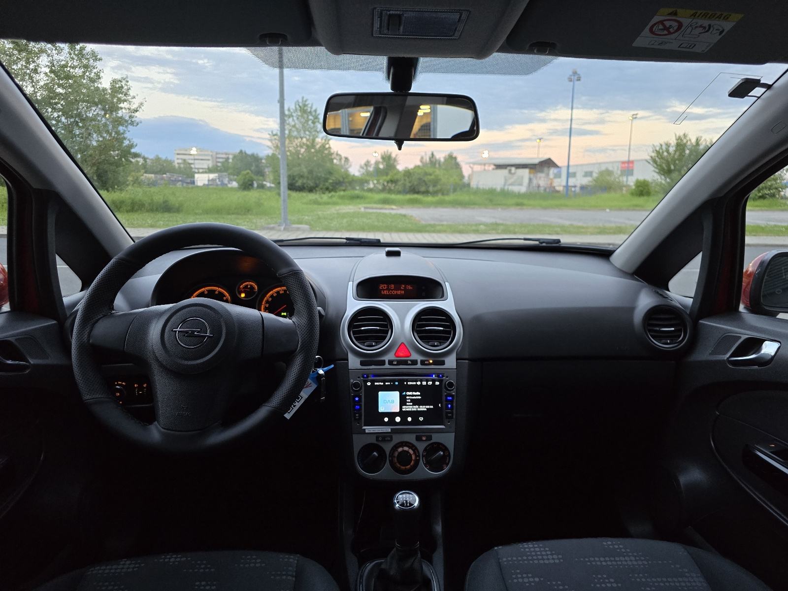 Opel Corsa 1,3 CDTI / Klima / Nap.Servis / 5 vrata / Multimedija /, fotografija 11