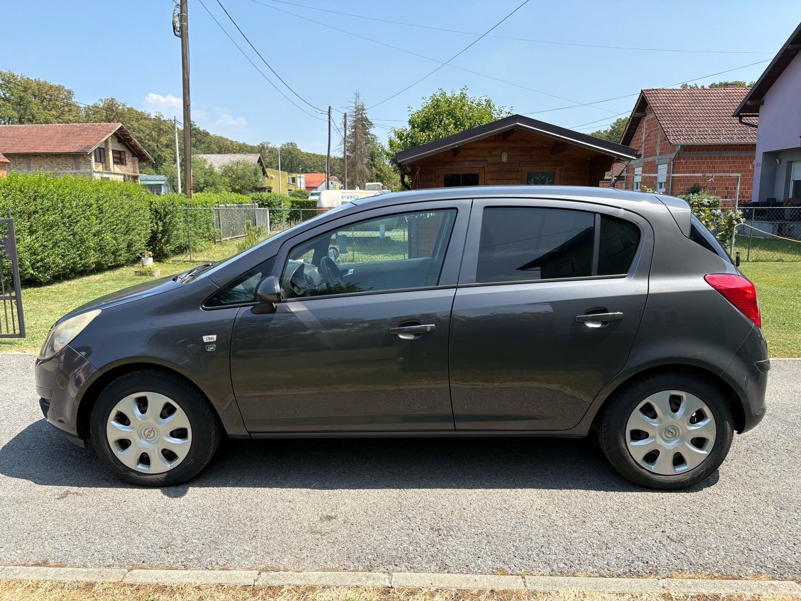 Opel Corsa 1,3 CDTI, Klima, Odlicno stanje, fotografija 2