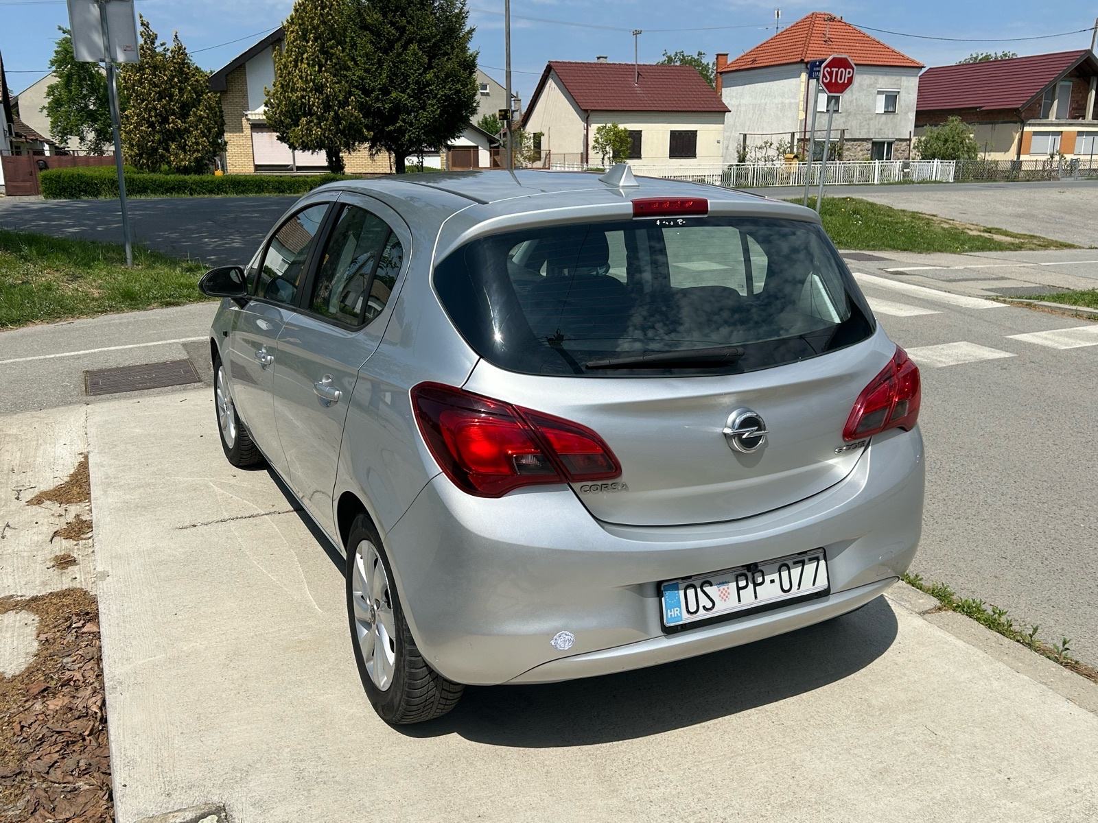 Opel Corsa 1.3 CDTI VELIKA NAVIGACIJA KAMERA KLIMA ALU FELGE NA IME, fotografija 4