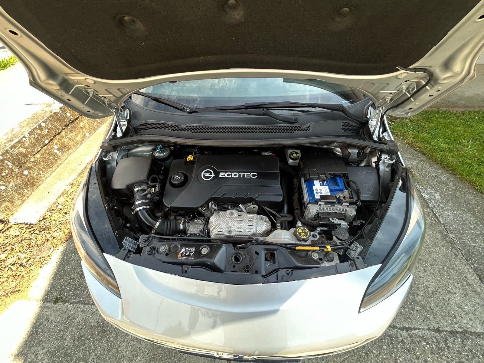 Opel Corsa 1.3 CDTI VELIKA NAVIGACIJA KAMERA KLIMA ALU FELGE NA IME, fotografija 9