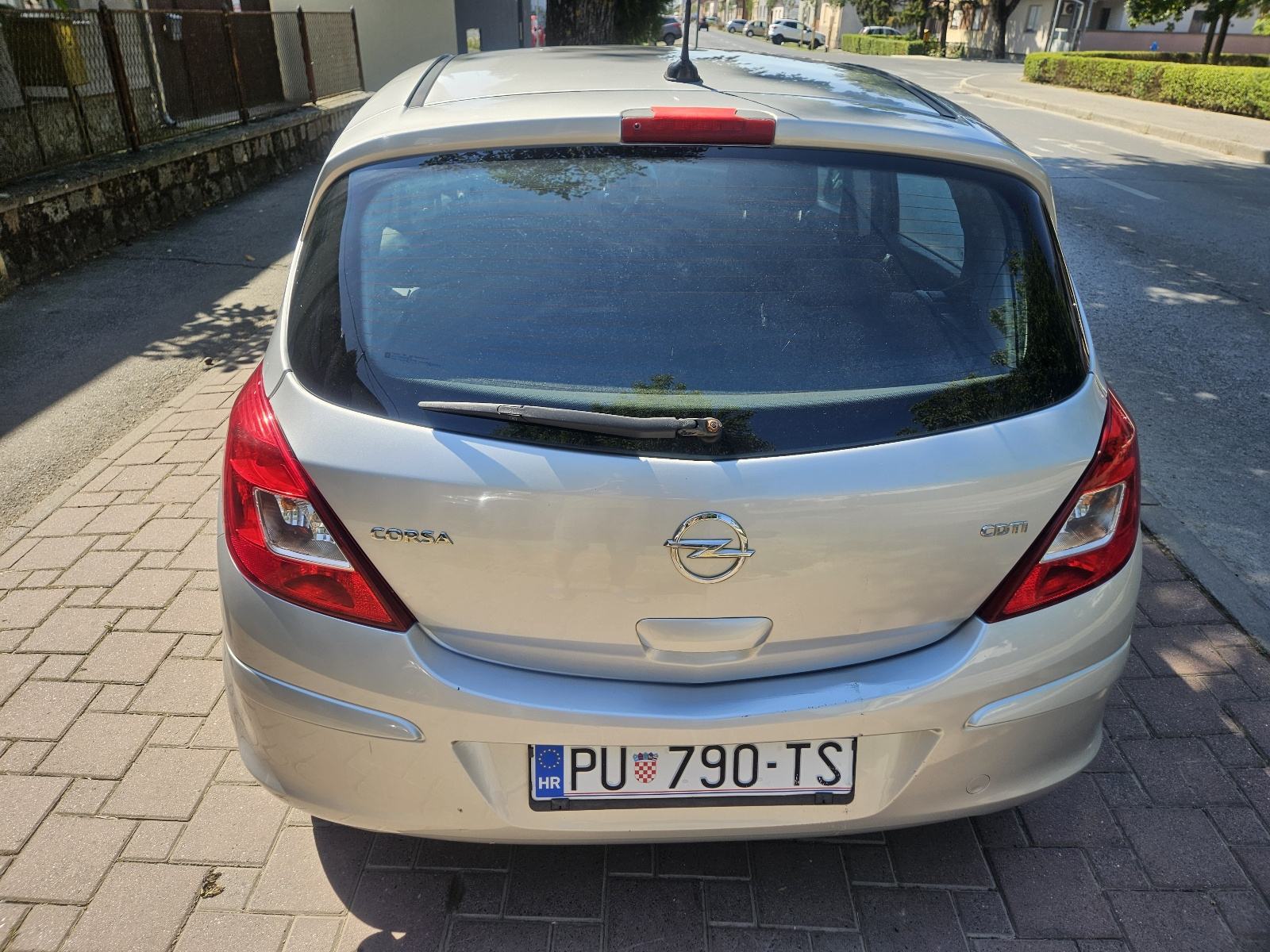 Opel Corsa 1,3 CDTI ,NVIGACIJA,EL PAKET,REG.19.03.2027 ., fotografija 6