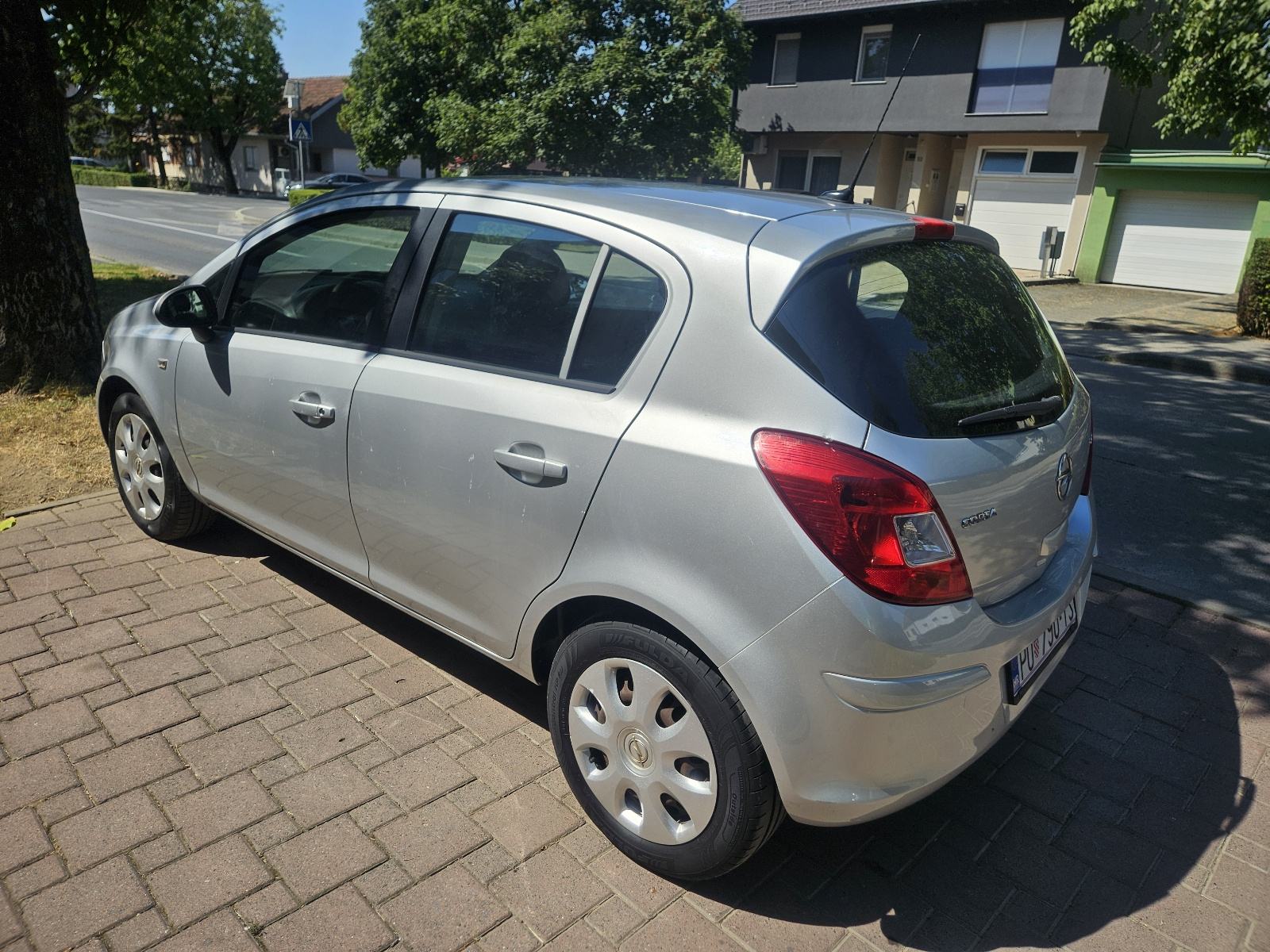 Opel Corsa 1,3 CDTI ,NVIGACIJA,EL PAKET,REG.19.03.2027 ., fotografija 5