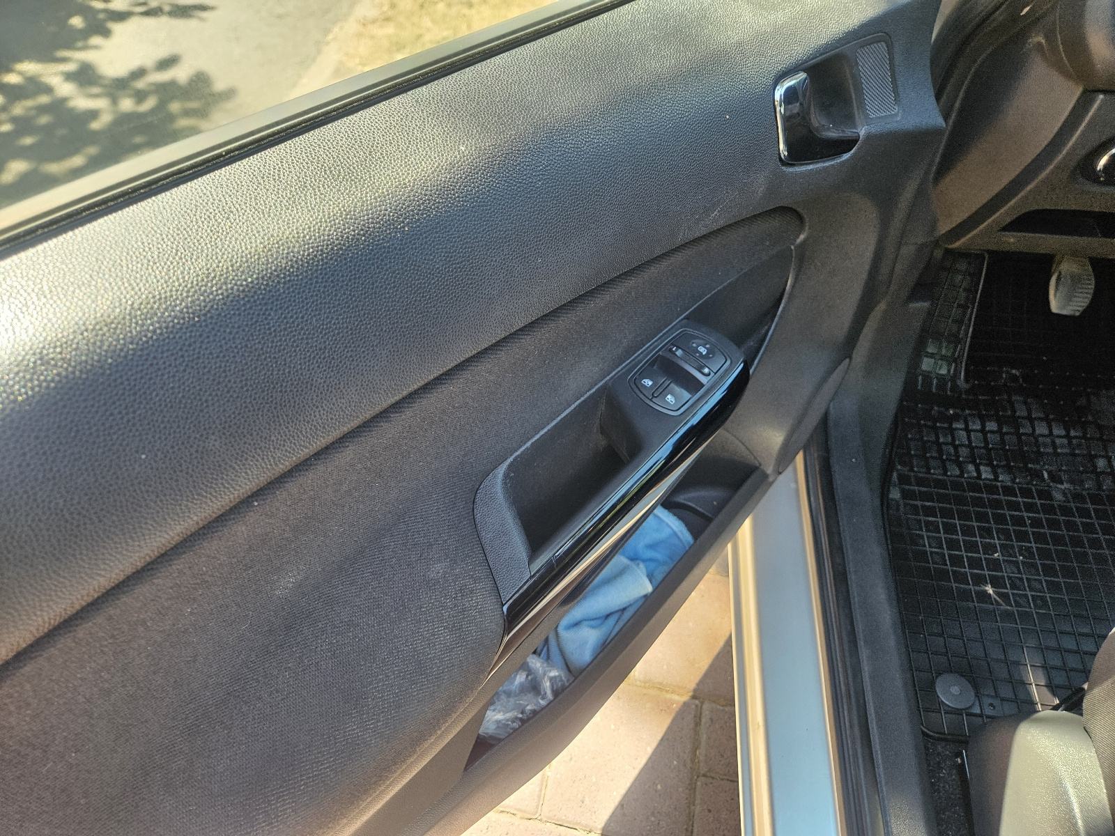 Opel Corsa 1,3 CDTI ,NVIGACIJA,EL PAKET,REG.19.03.2027 ., fotografija 20