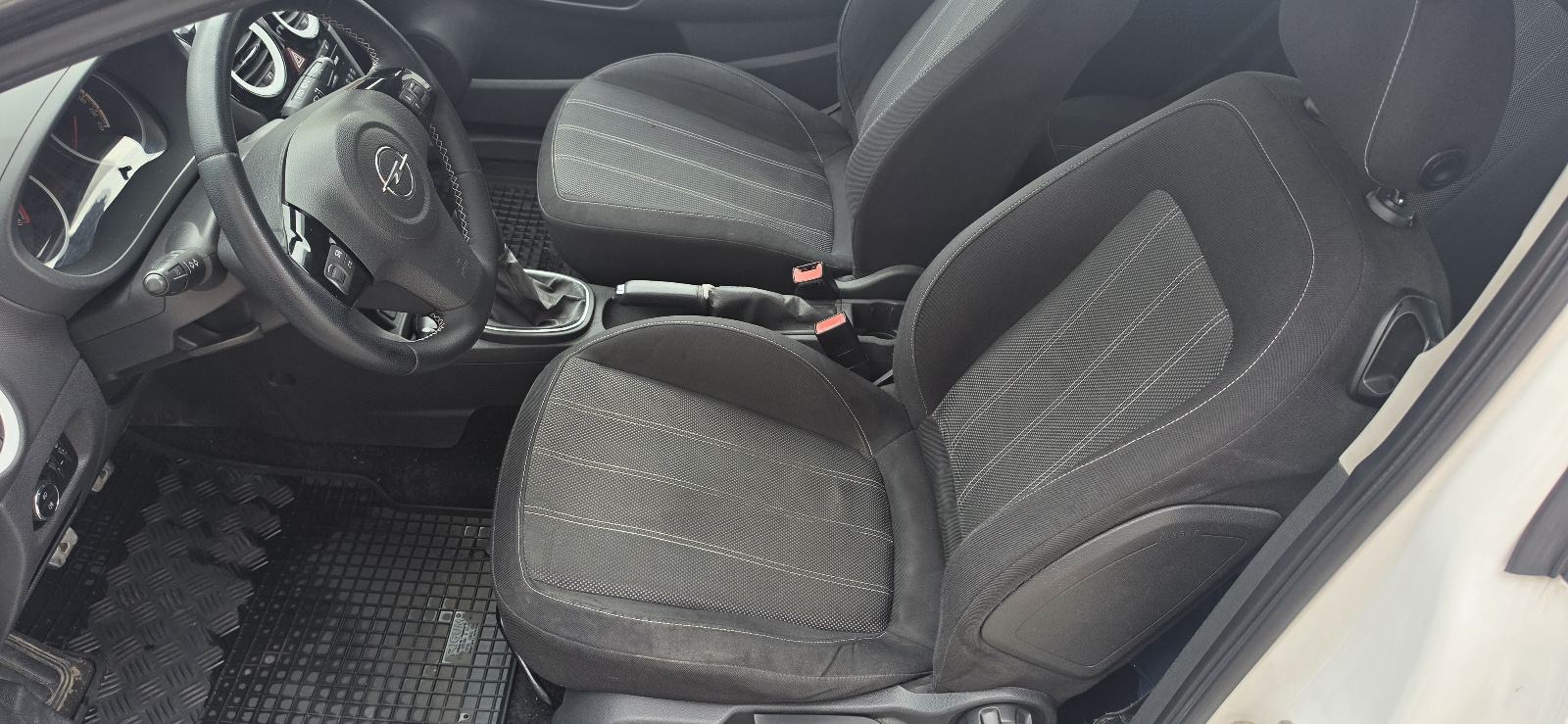 Opel Corsa 1,3 CDTI Opc, fotografija 8