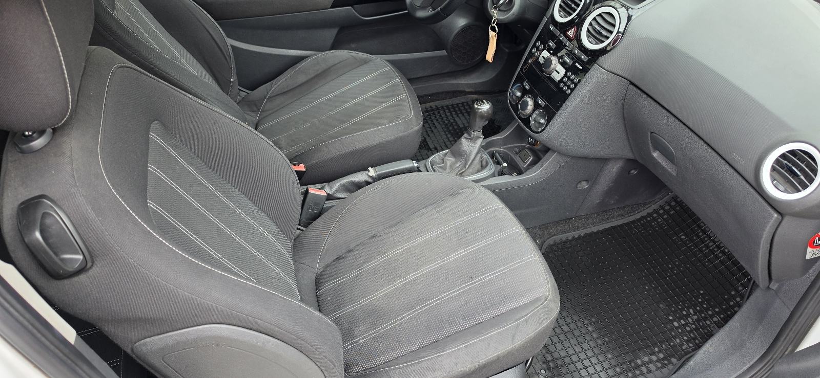 Opel Corsa 1,3 CDTI Opc, fotografija 9