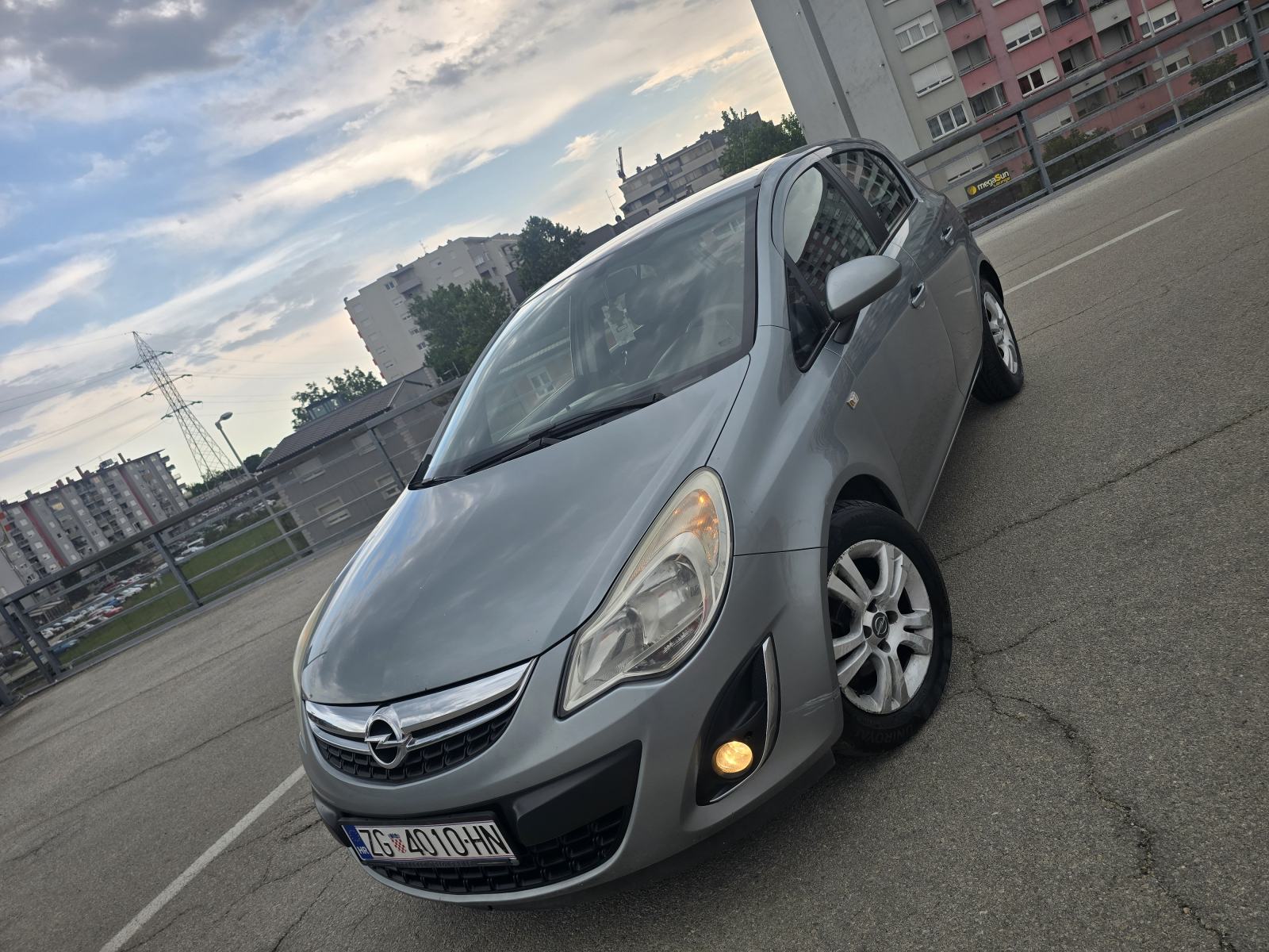Opel Corsa 1,3 CDTI Reg11/026 Servo,Alu,Klima,Maglenke,Kredit-Zamjena, pogled izvana - slika 1