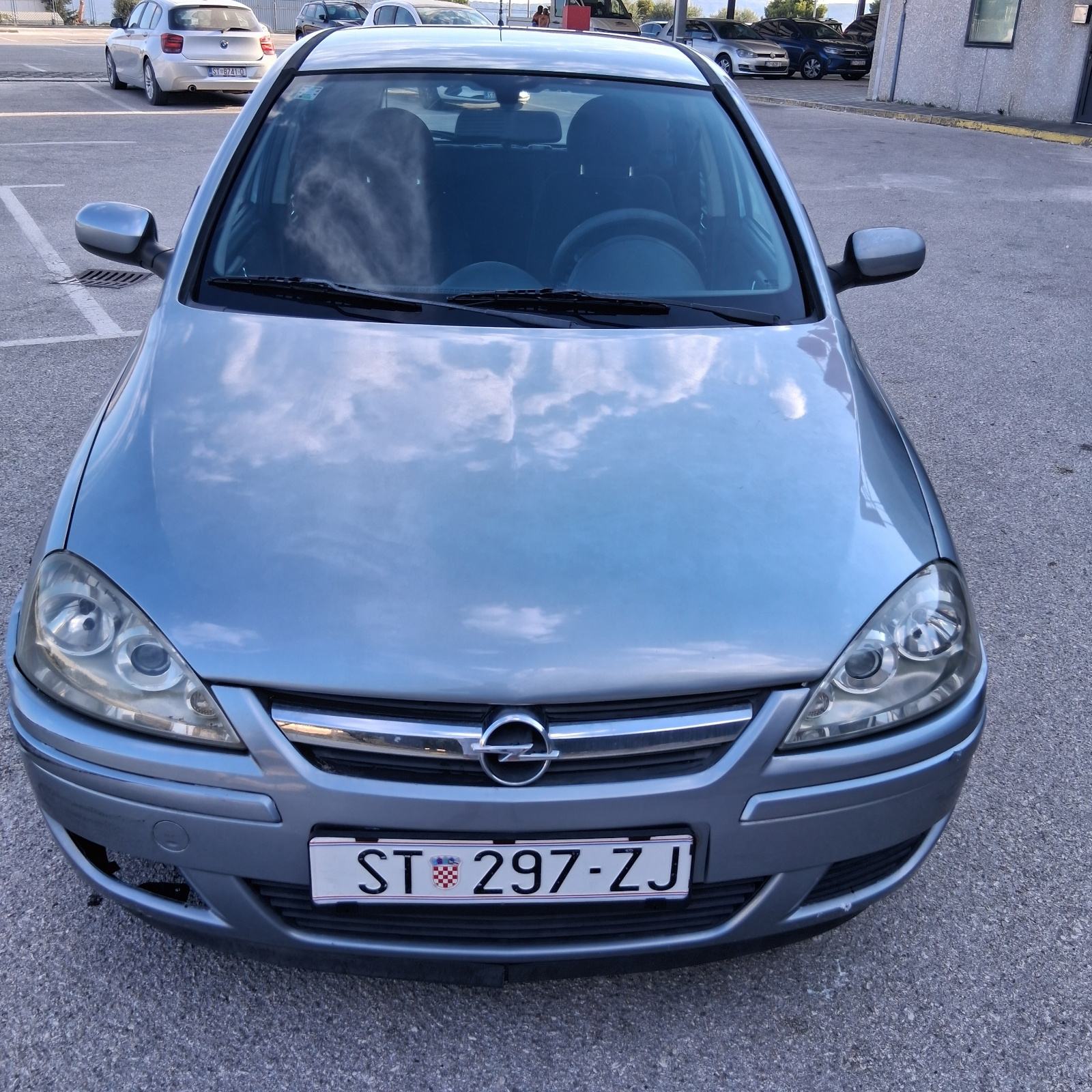 Opel Corsa 1,3 CDTI - REGISTRIRANA CILU GODINU - 8/2027god - KLIMA, fotografija 2
