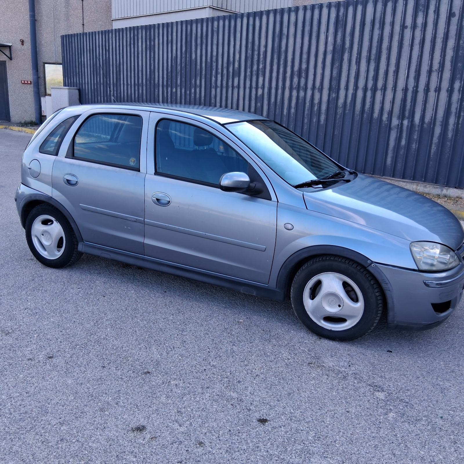 Opel Corsa 1,3 CDTI - REGISTRIRANA CILU GODINU - 8/2027god - KLIMA, fotografija 5