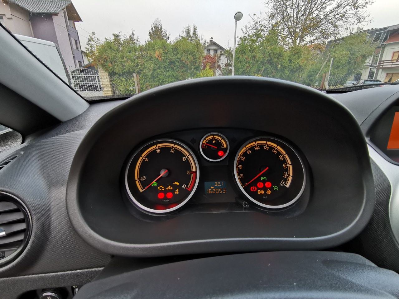 Opel Corsa 1,3 CDTI ECO FLEX, NAPRAVLJEN VELIKI SERVIS!!!!!!reg 1 GODI, fotografija 7