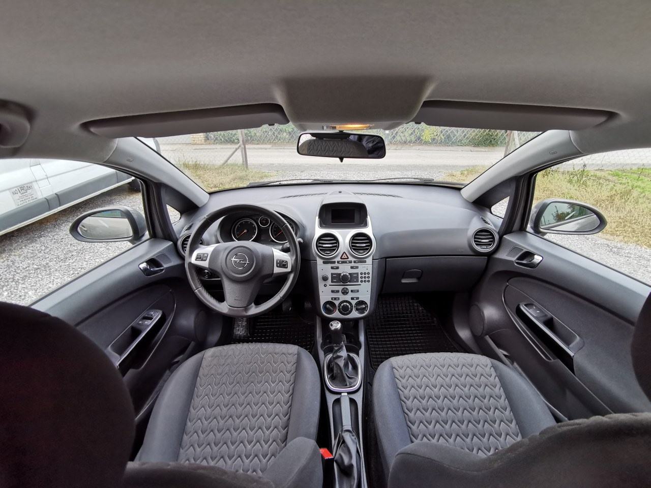 Opel Corsa 1,3 CDTI ECO FLEX, NAPRAVLJEN VELIKI SERVIS!!!!!!reg 1 GODI, fotografija 8