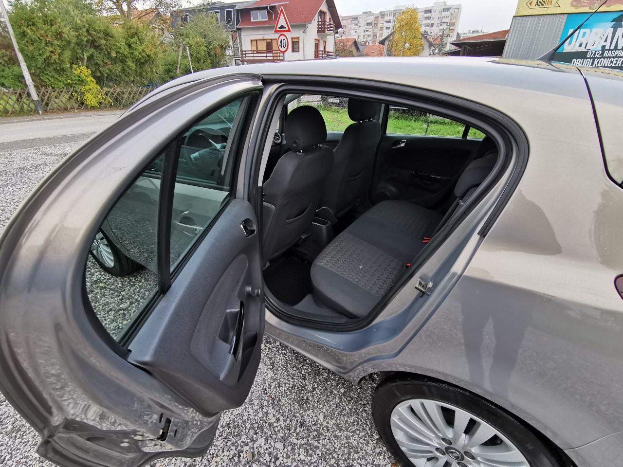 Opel Corsa 1,3 CDTI ECO FLEX, NAPRAVLJEN VELIKI SERVIS!!!!!!reg 1 GODI, fotografija 9