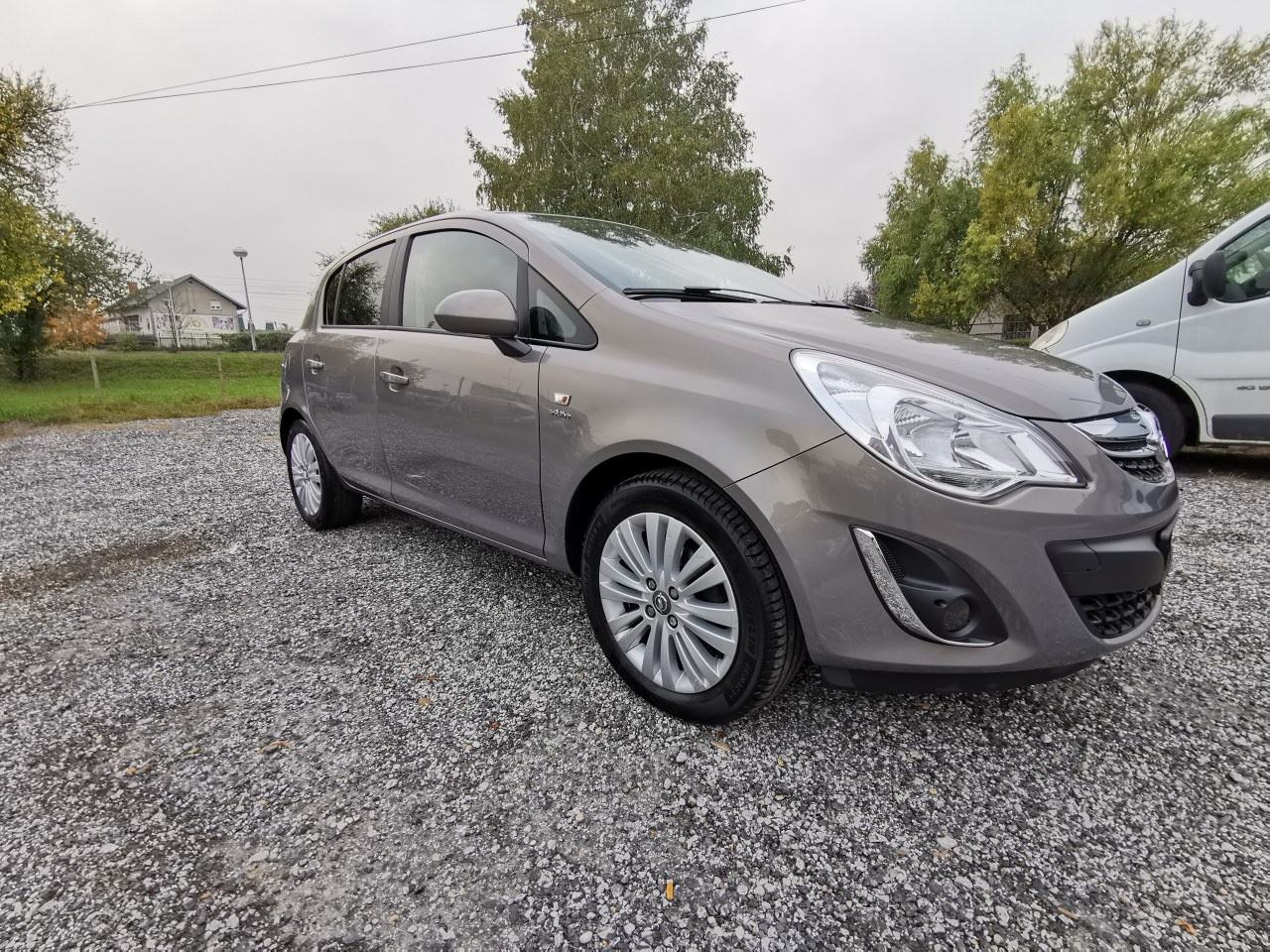 Opel Corsa 1,3 CDTI ECO FLEX, NAPRAVLJEN VELIKI SERVIS!!!!!!reg 1 GODI, fotografija 6